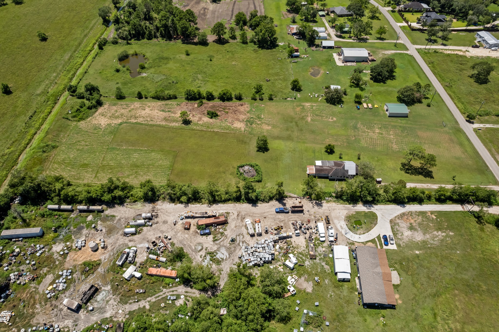 Left view of property