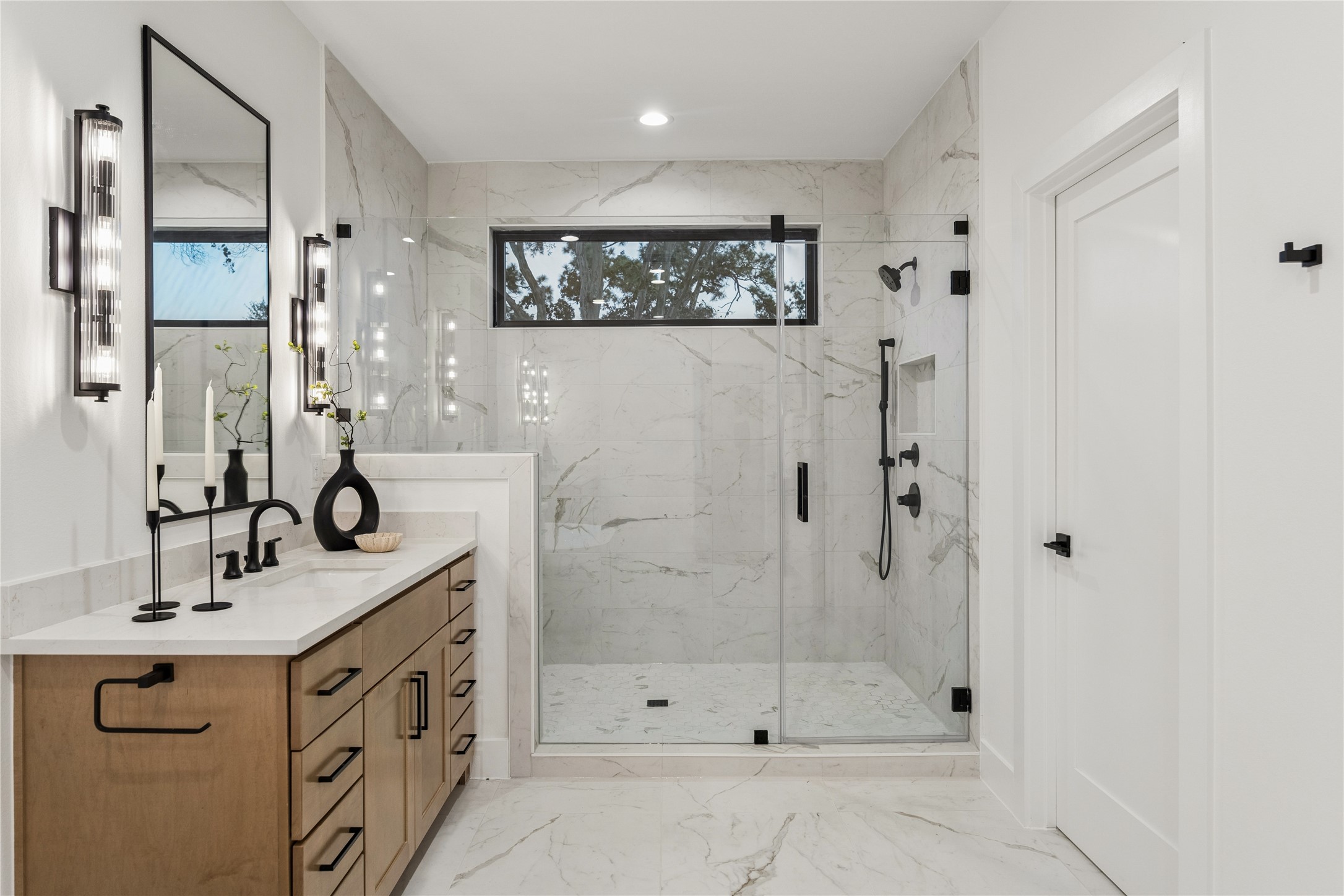 1634 Latexo Drive, Houston, TX 77018