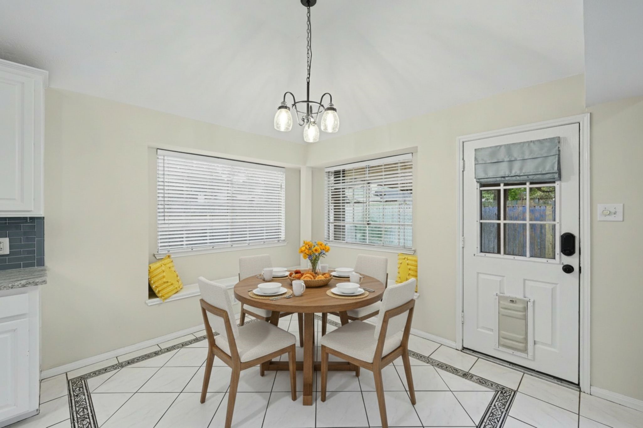 Generous breakfast area. Virtually staged