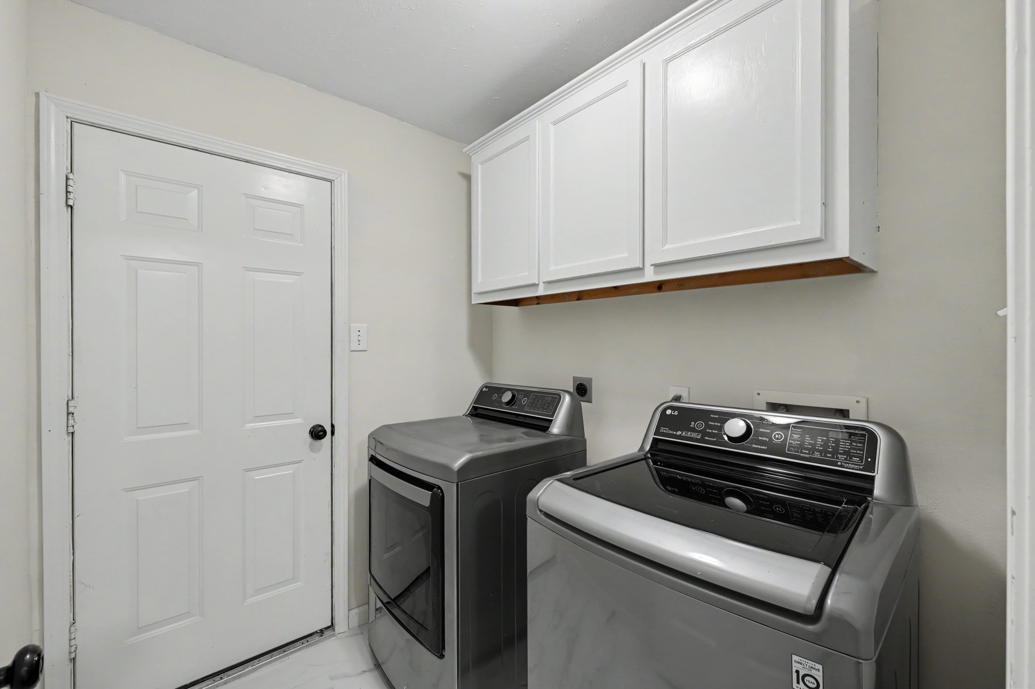 Laundry room with extra storage