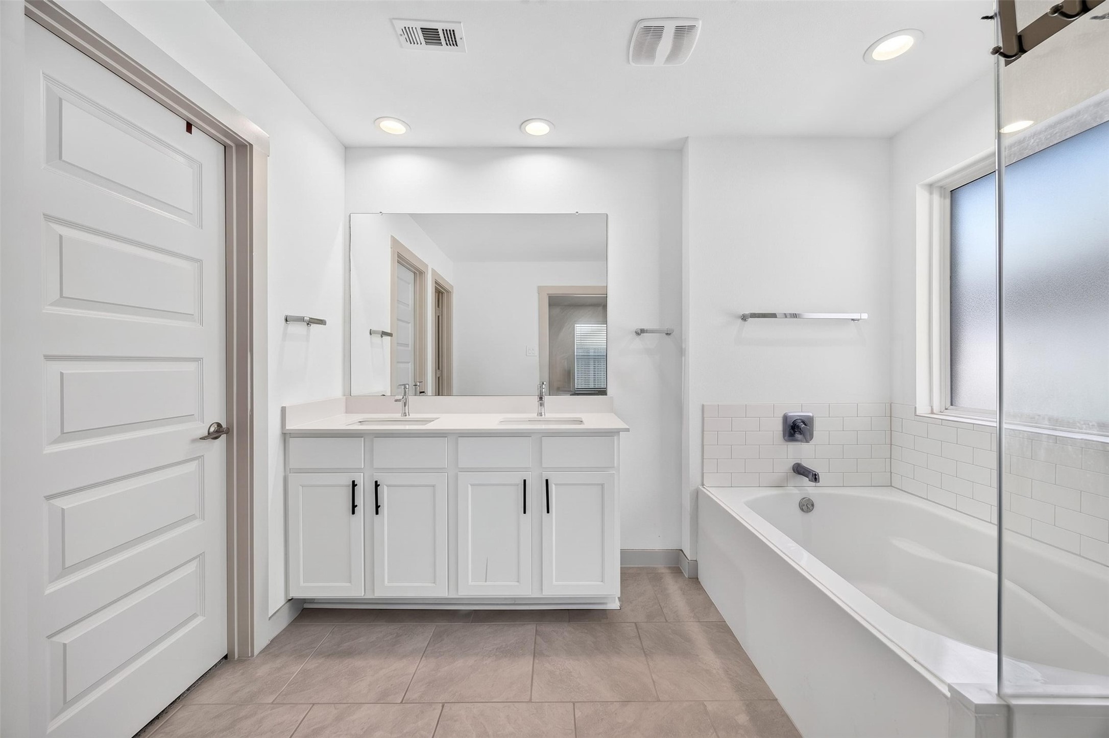 Double sink for your convenience