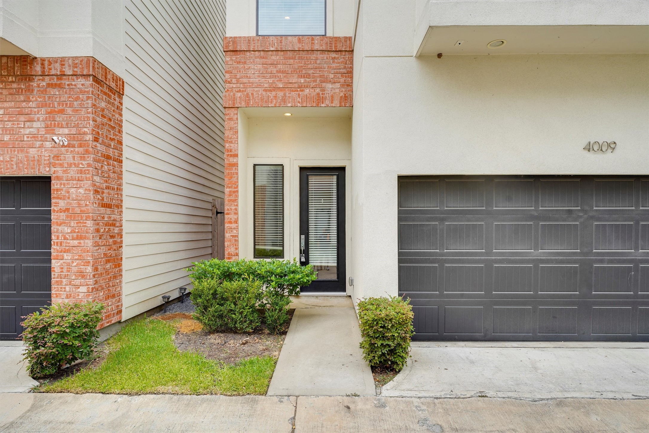 4009 Tulane Street, Houston, TX 77018 4009 Tulane Street, Houston, TX 77018