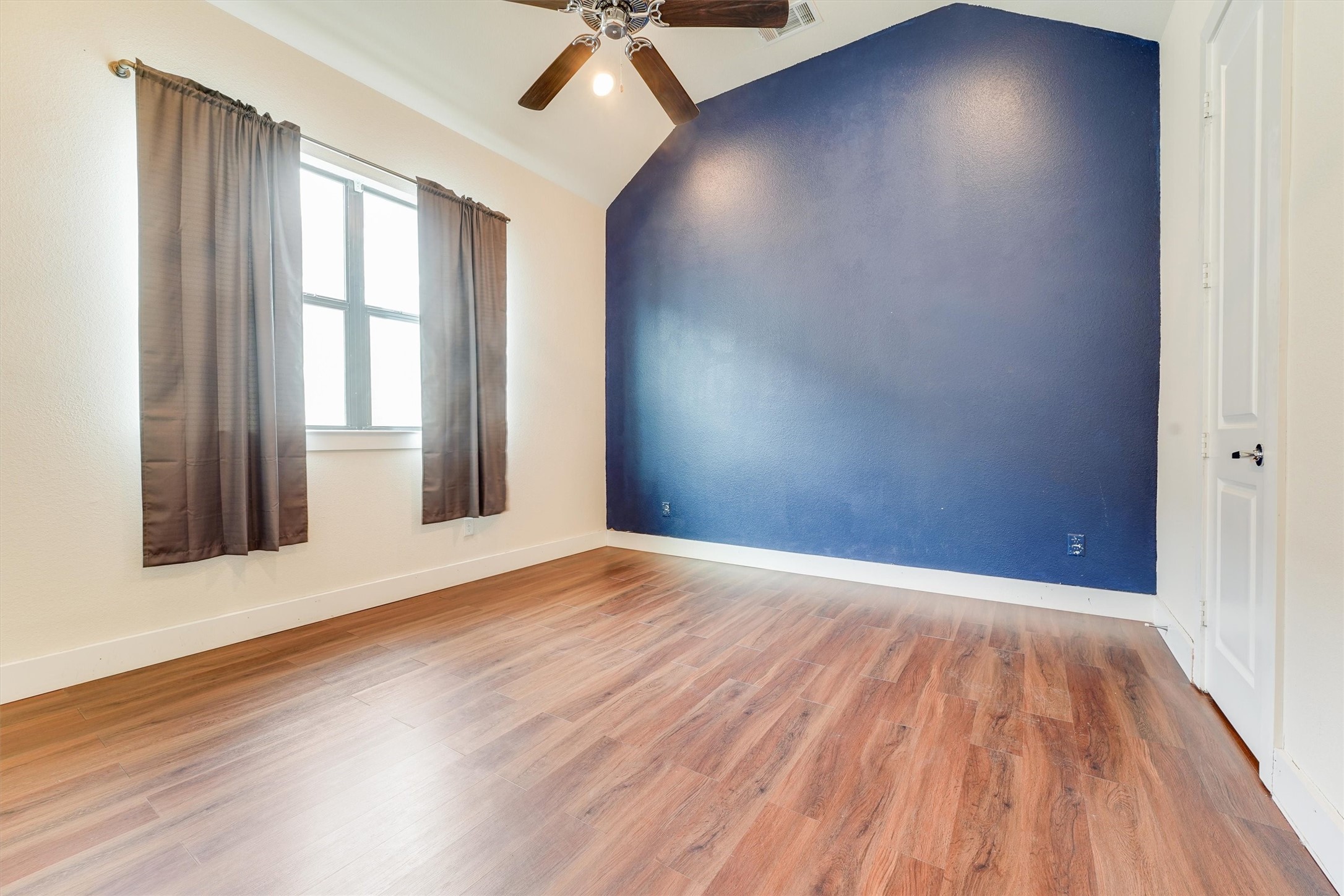 4009 Tulane Street, Houston, TX 77018 4009 Tulane Street, Houston, TX 77018