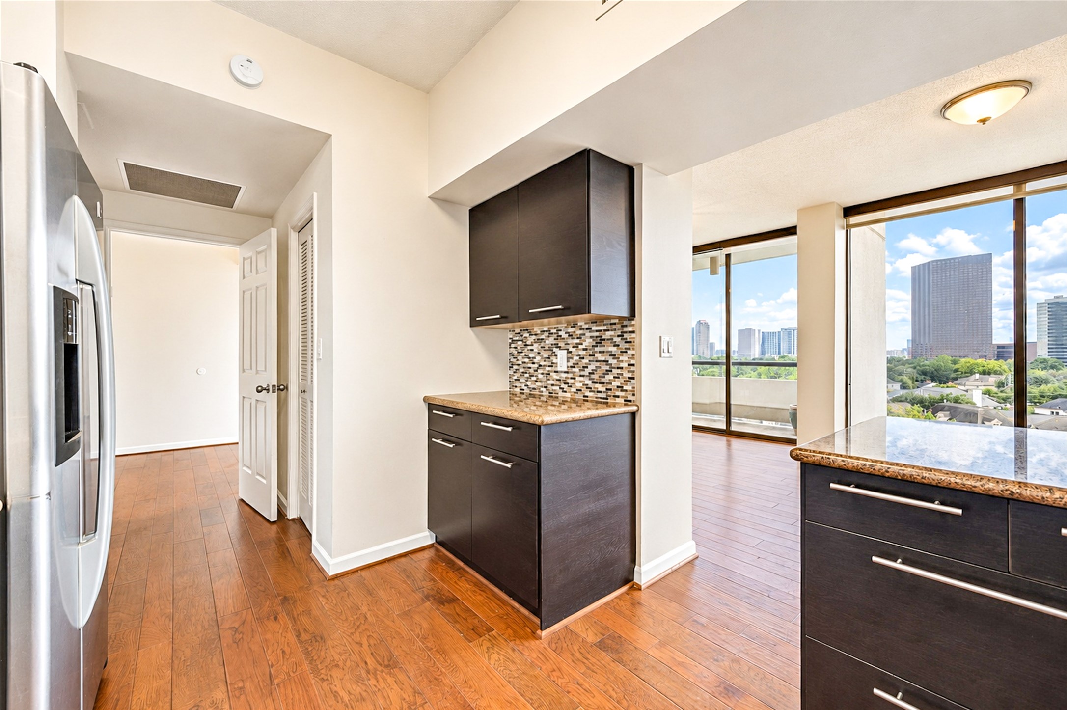 1111 Bering Drive, #706, Houston, TX 77057