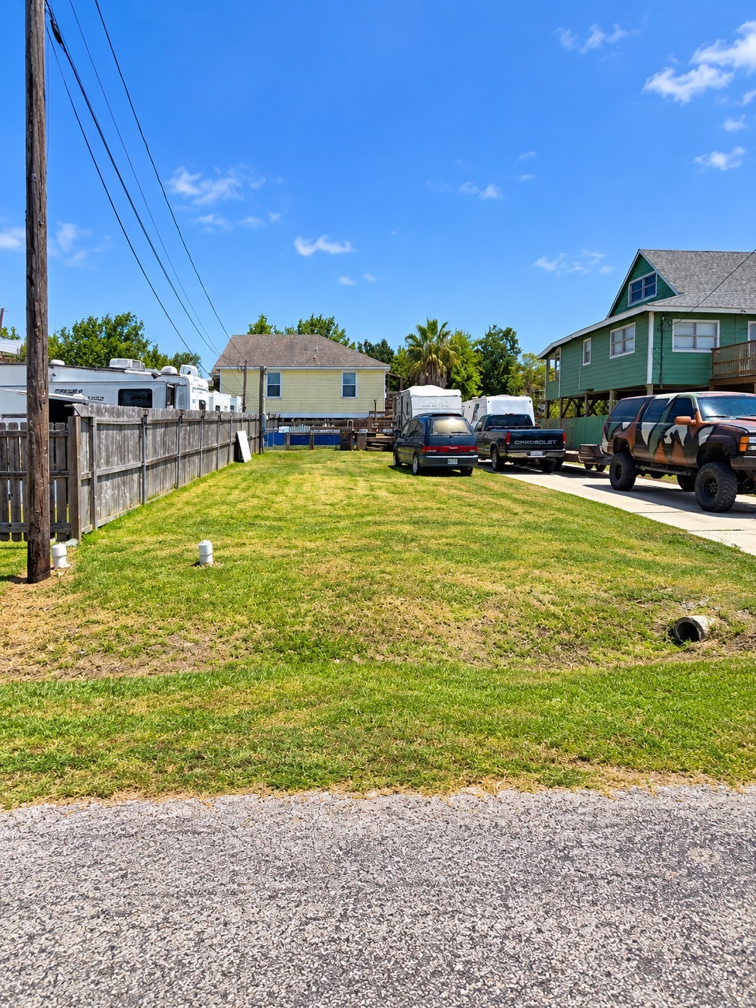 117 14th St, San Leon, TX 77568