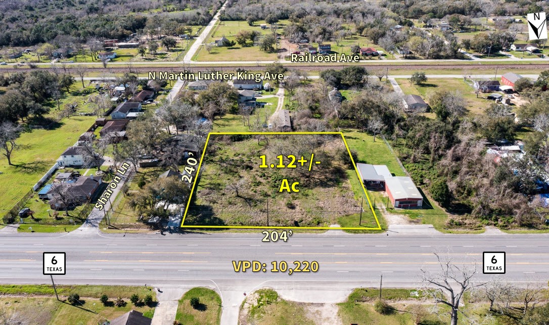 6521 Highway 6, Hitchcock, TX 77563 6521 Highway 6, Hitchcock, TX 77563