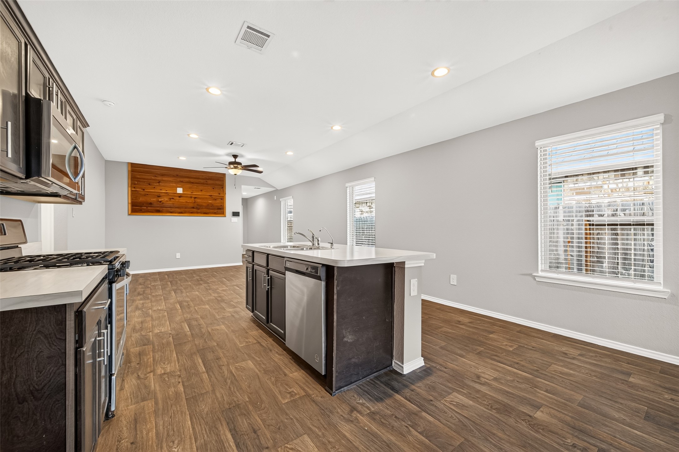 14939 Cypress Hollow Drive, New Caney, TX 77357