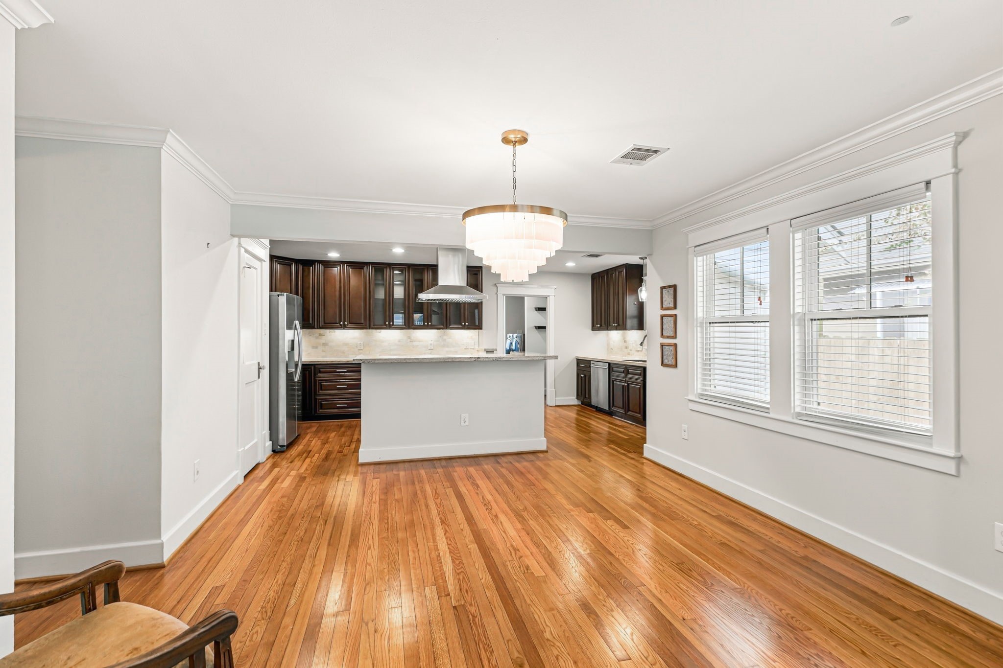 1329 Lawrence Street, Houston, TX 77008