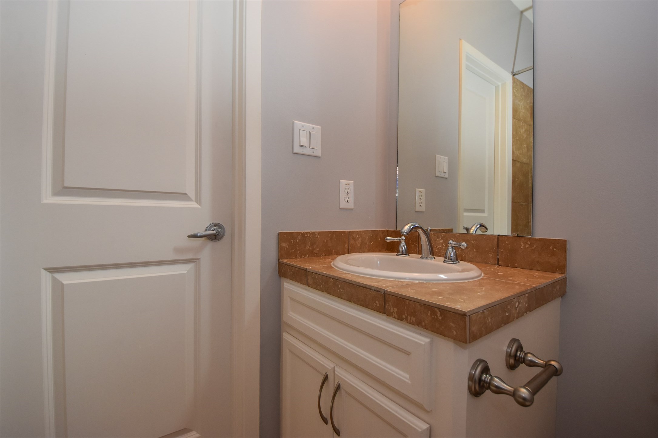 Vanity in secondary ensuite bathroom