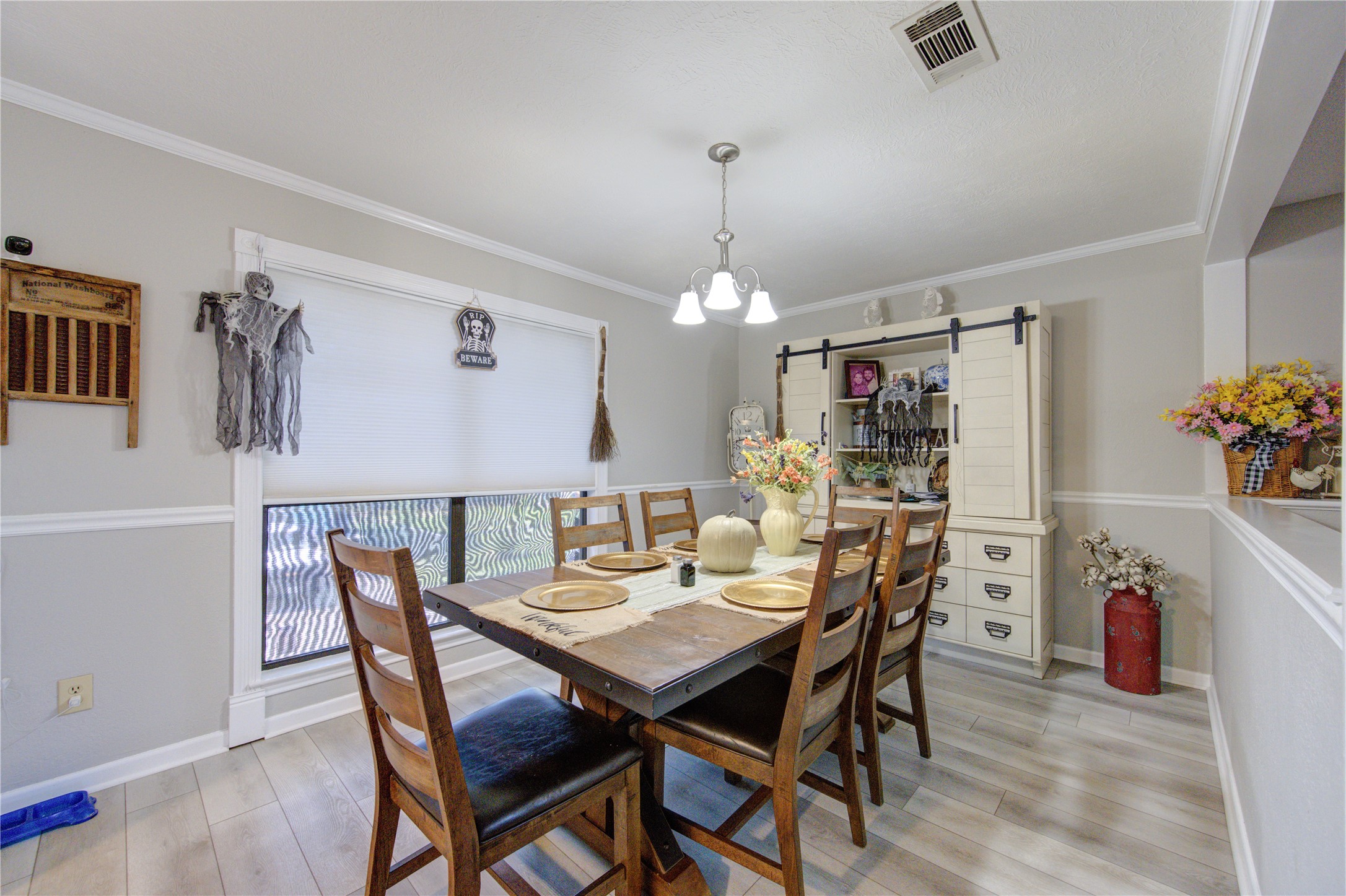 13 S Skimmer Street, La Marque, TX 77568