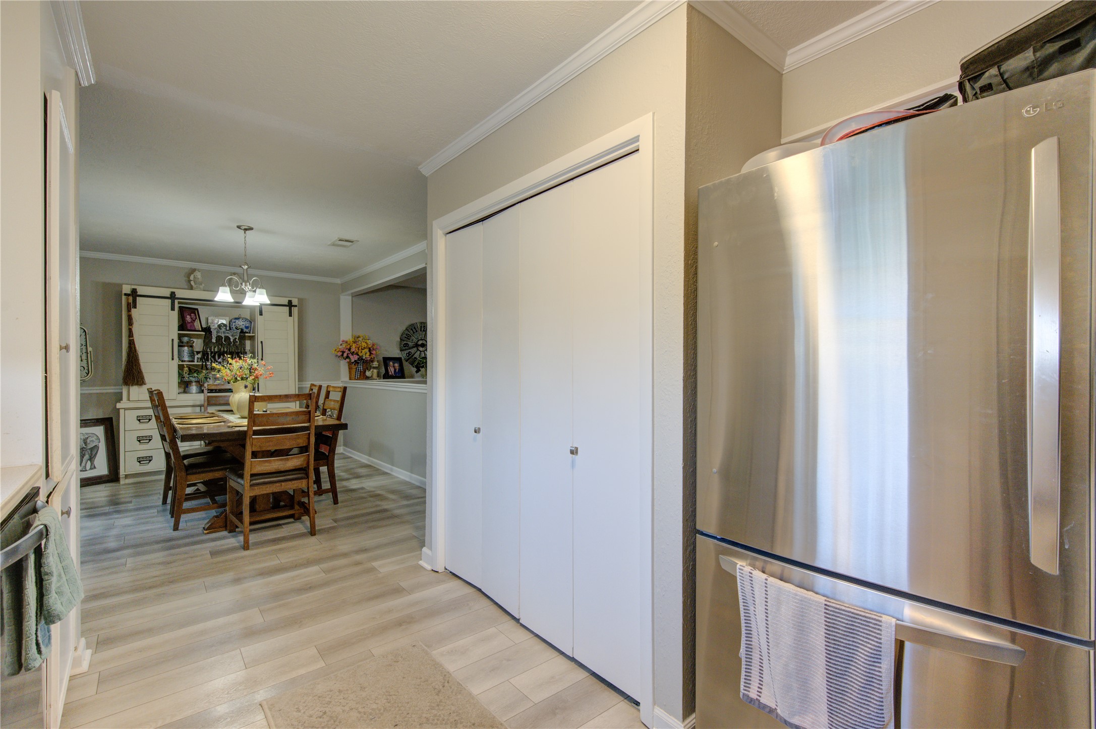 13 S Skimmer Street, La Marque, TX 77568