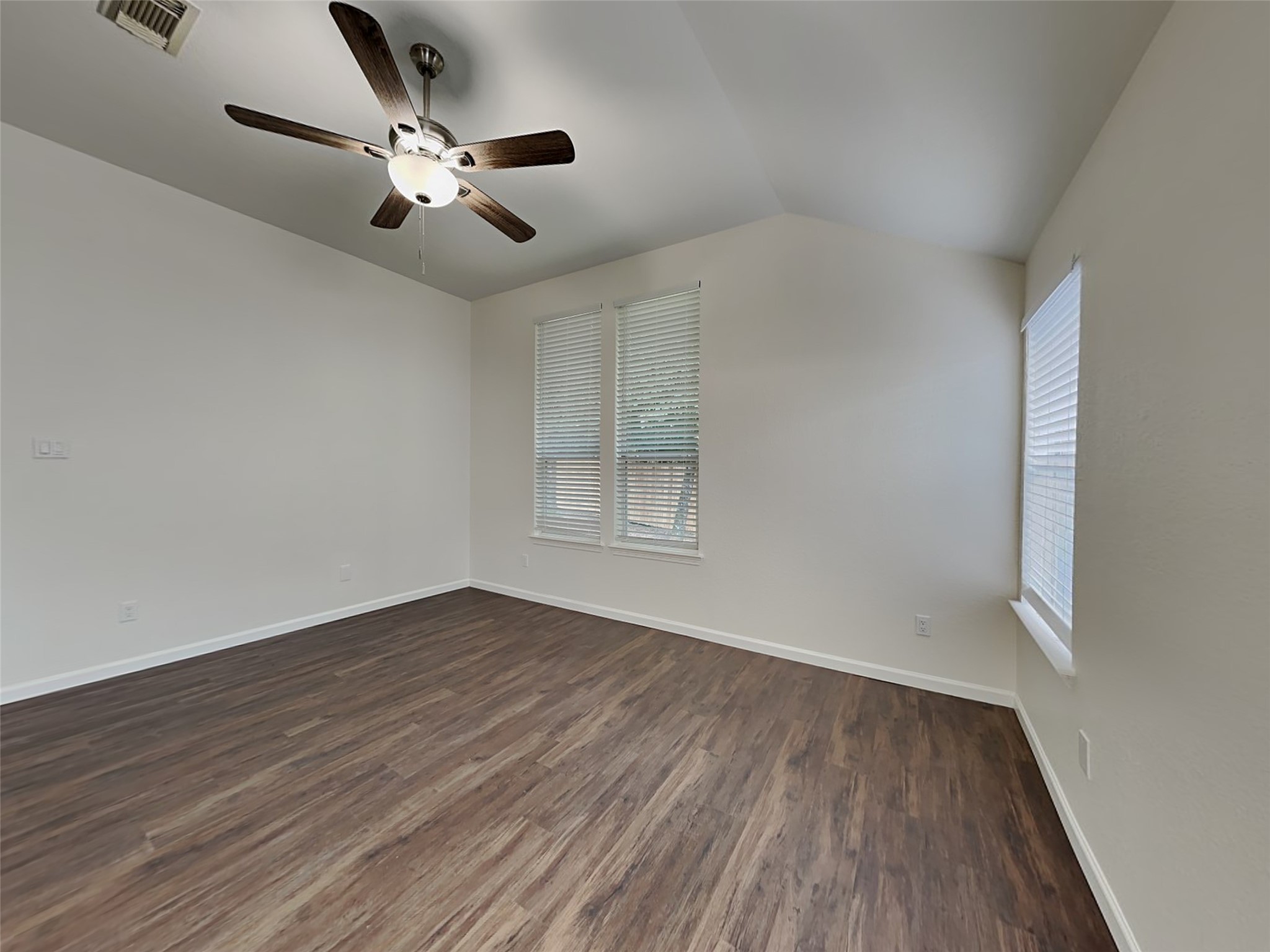 2313 Highland Crossing Drive, Conroe, TX 77304