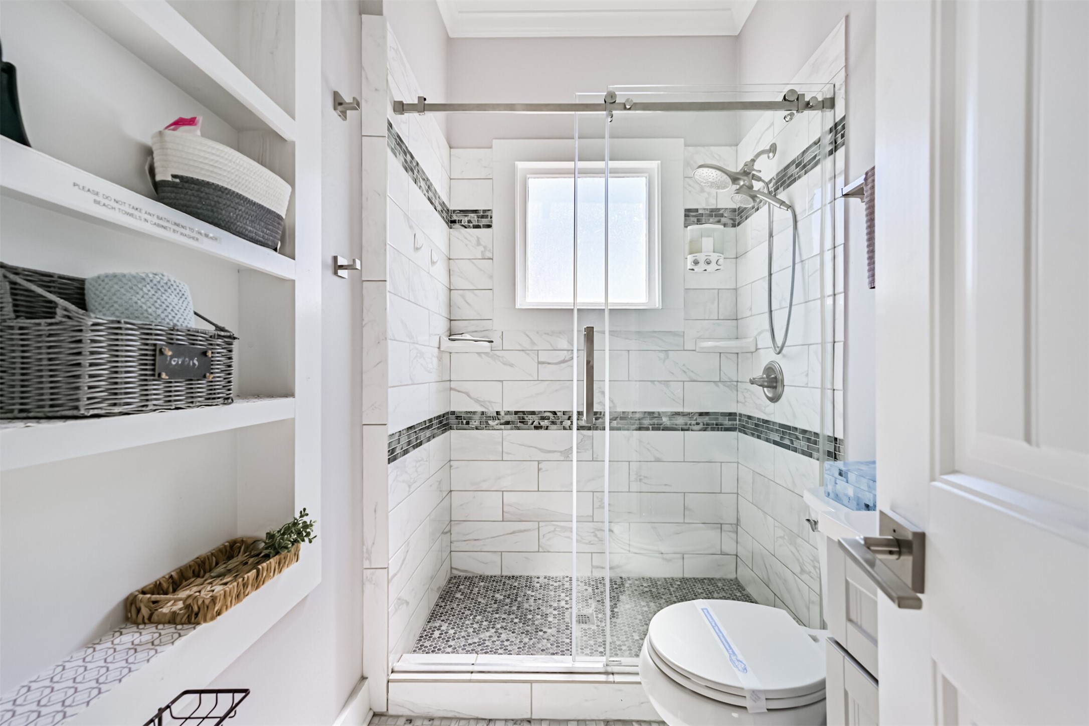 Nicely Renovated Bathroom with Lovely Design Elements and Luxury Finishes!