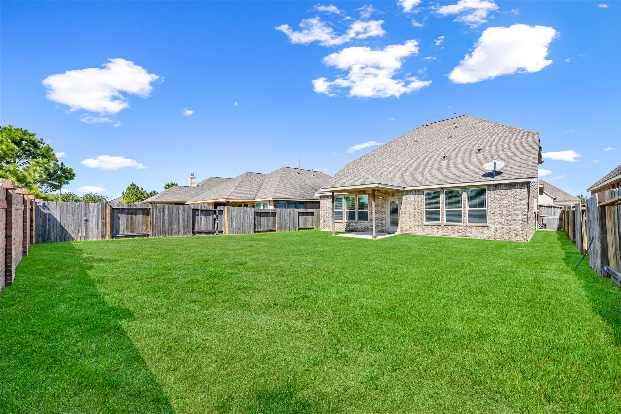 20311 Aspen Manor Lane, Cypress, TX 77433