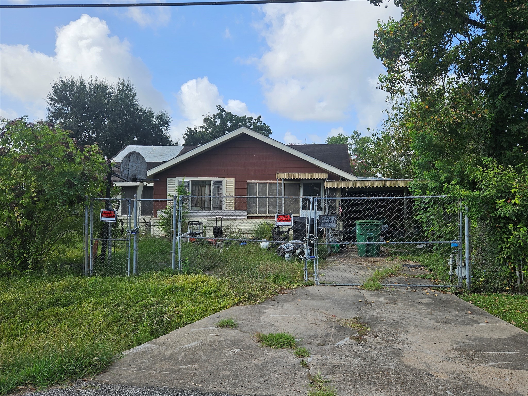 6826 Larkstone Street, Houston, TX 77028