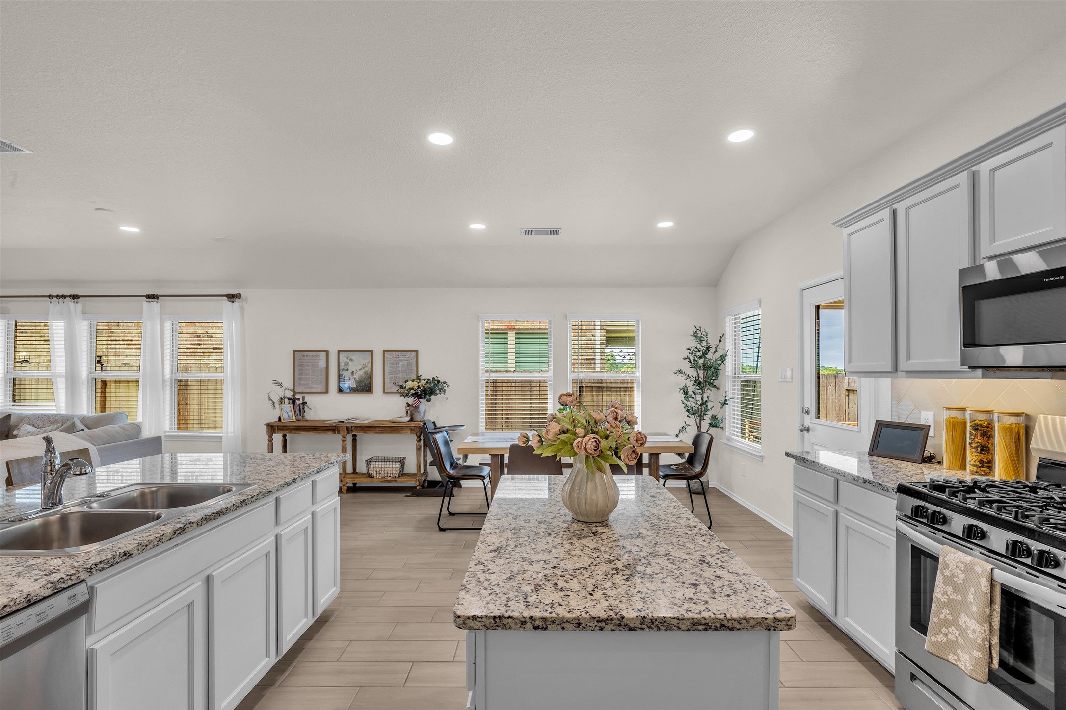 12316 Delta Timber Road, Conroe, TX 77304