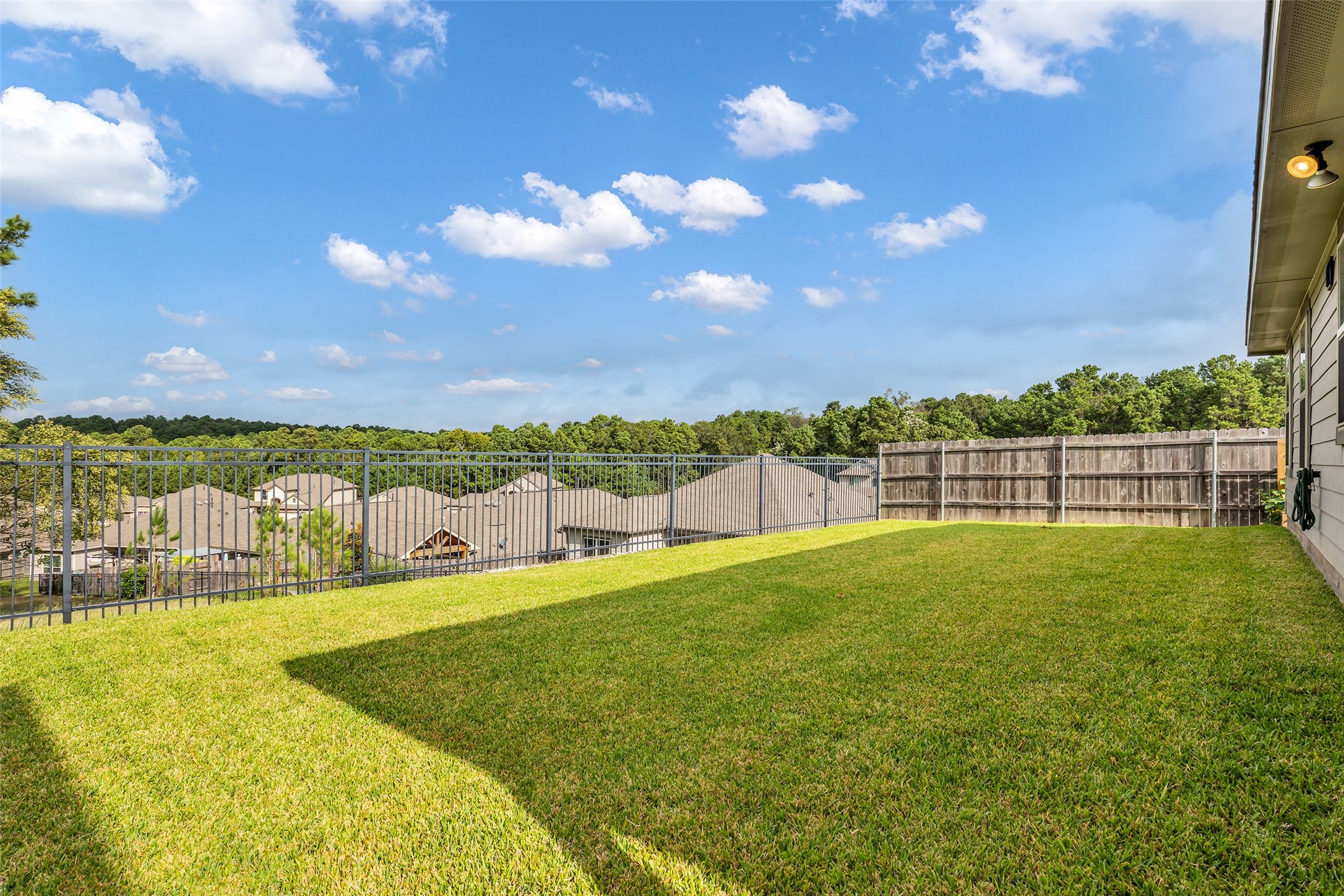 12316 Delta Timber Road, Conroe, TX 77304