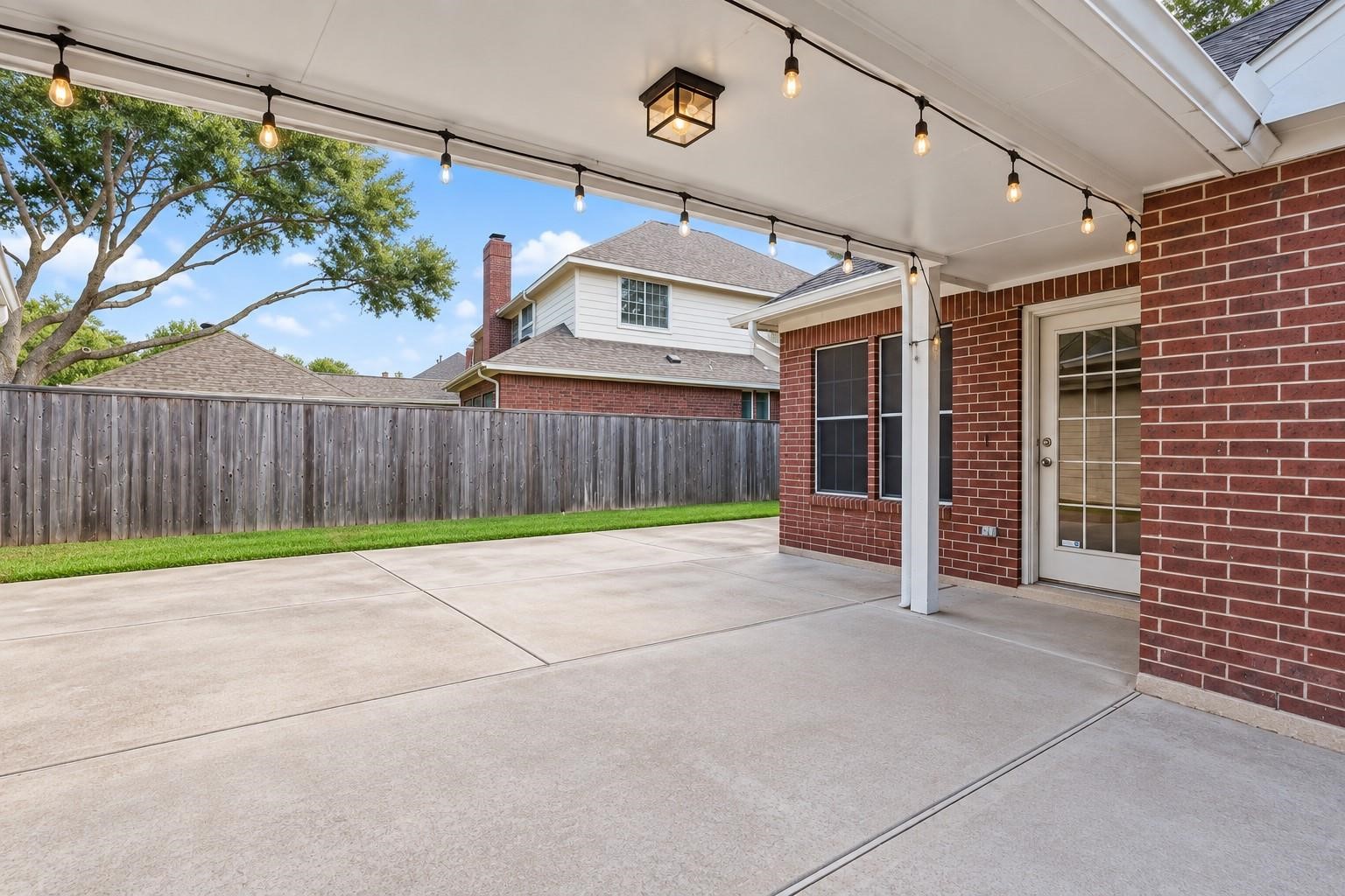 1515 Moon Shadow Court, Sugar Land, TX 77479
