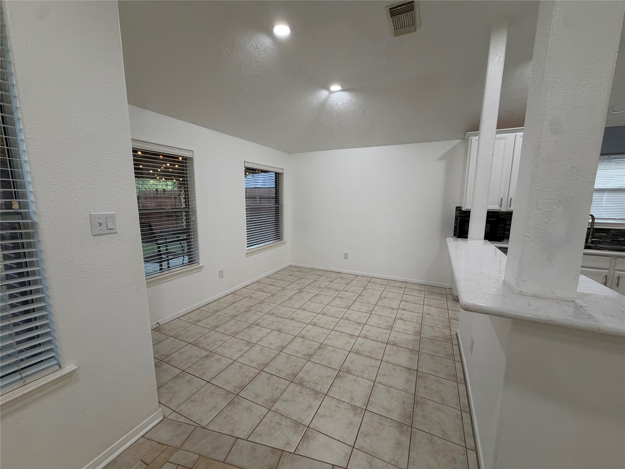 1109 Courtside Drive, League City, TX 77573