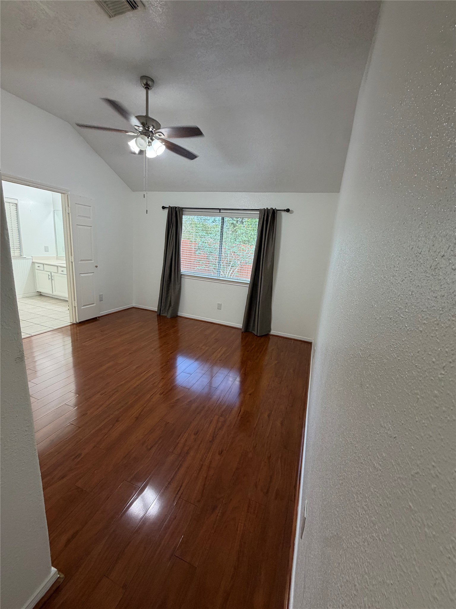 1109 Courtside Drive, League City, TX 77573