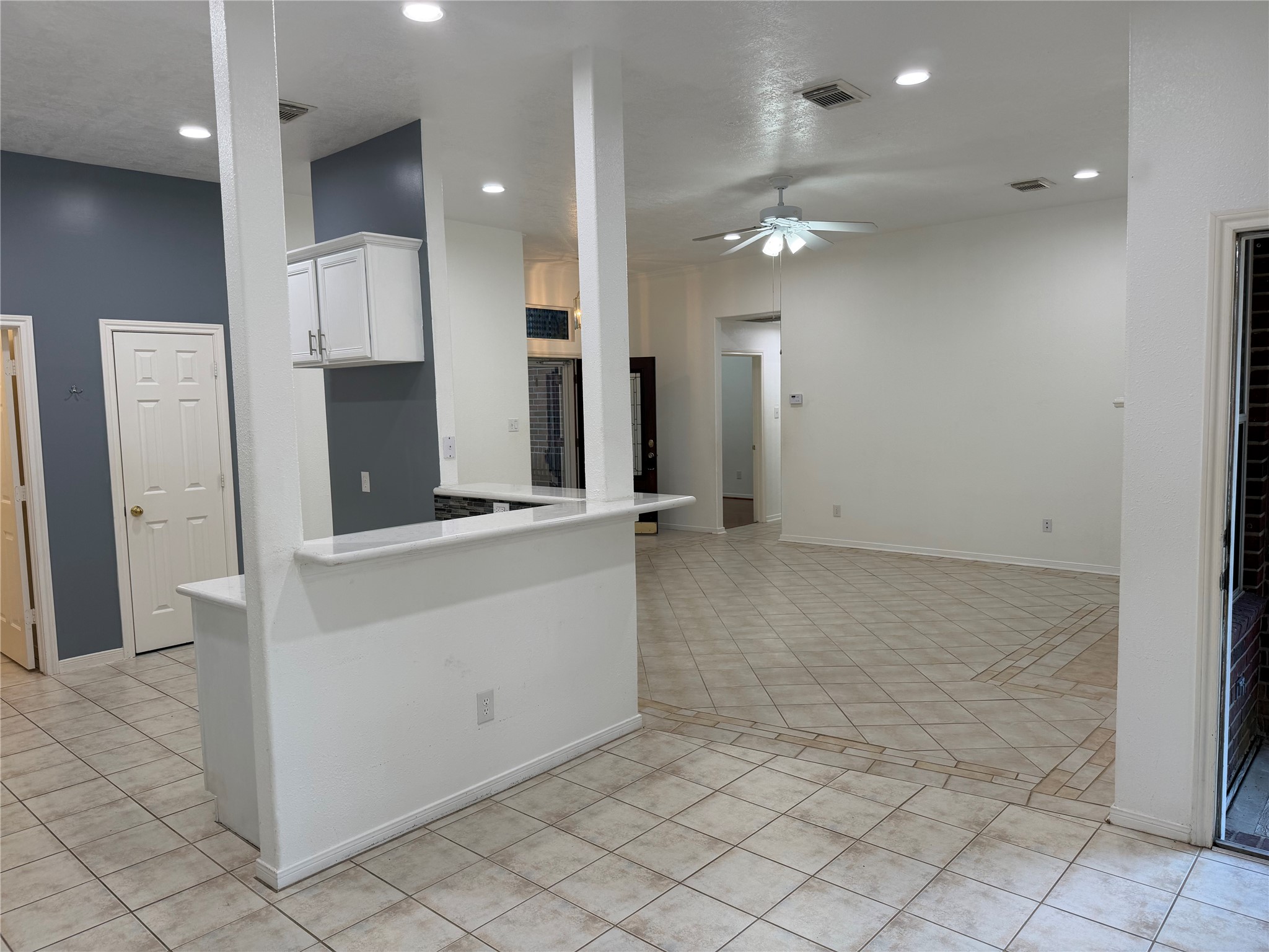 1109 Courtside Drive, League City, TX 77573