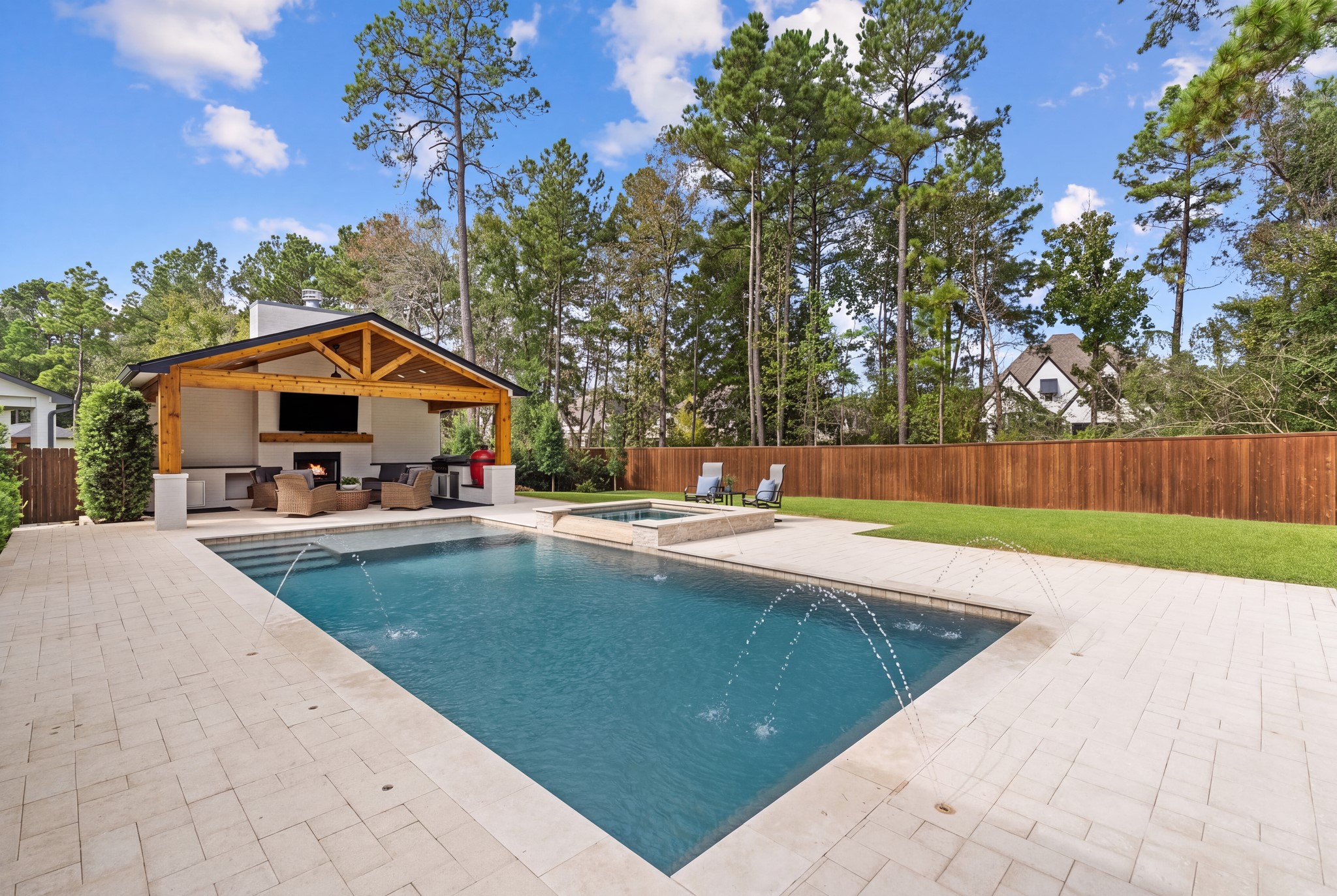 145 Sweeping Valley Drive, Montgomery, TX 77316