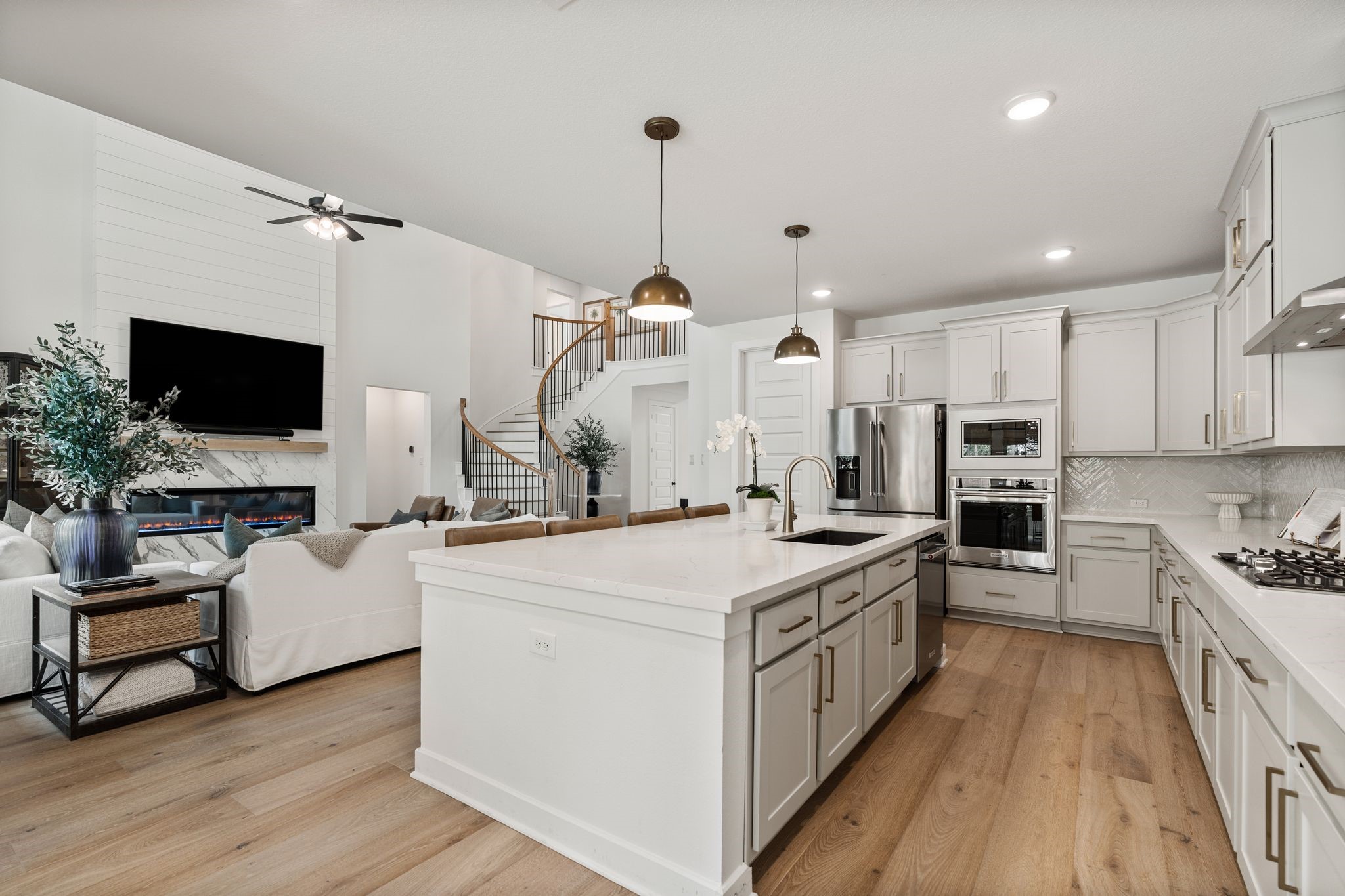 145 Sweeping Valley Drive, Montgomery, TX 77316
