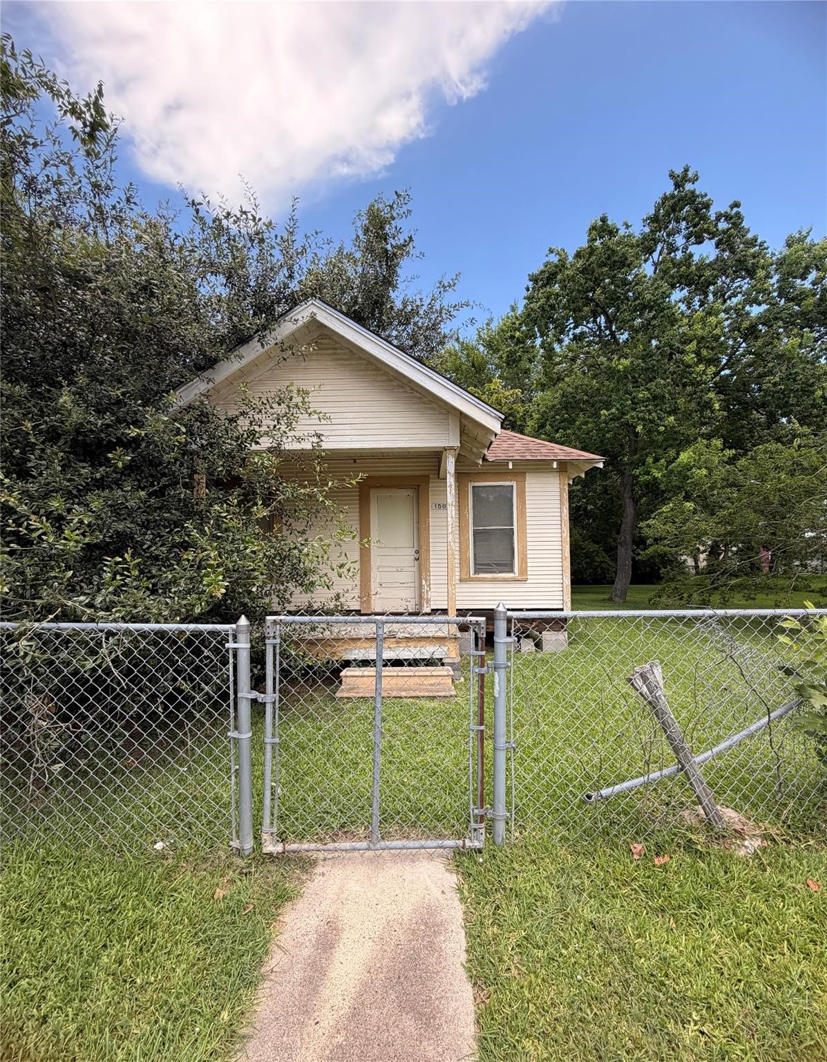1508 Elm Street, Baytown, TX 77520 1508 Elm Street, Baytown, TX 77520