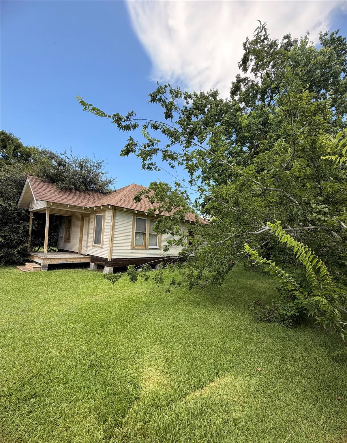 1508 Elm Street, Baytown, TX 77520 1508 Elm Street, Baytown, TX 77520