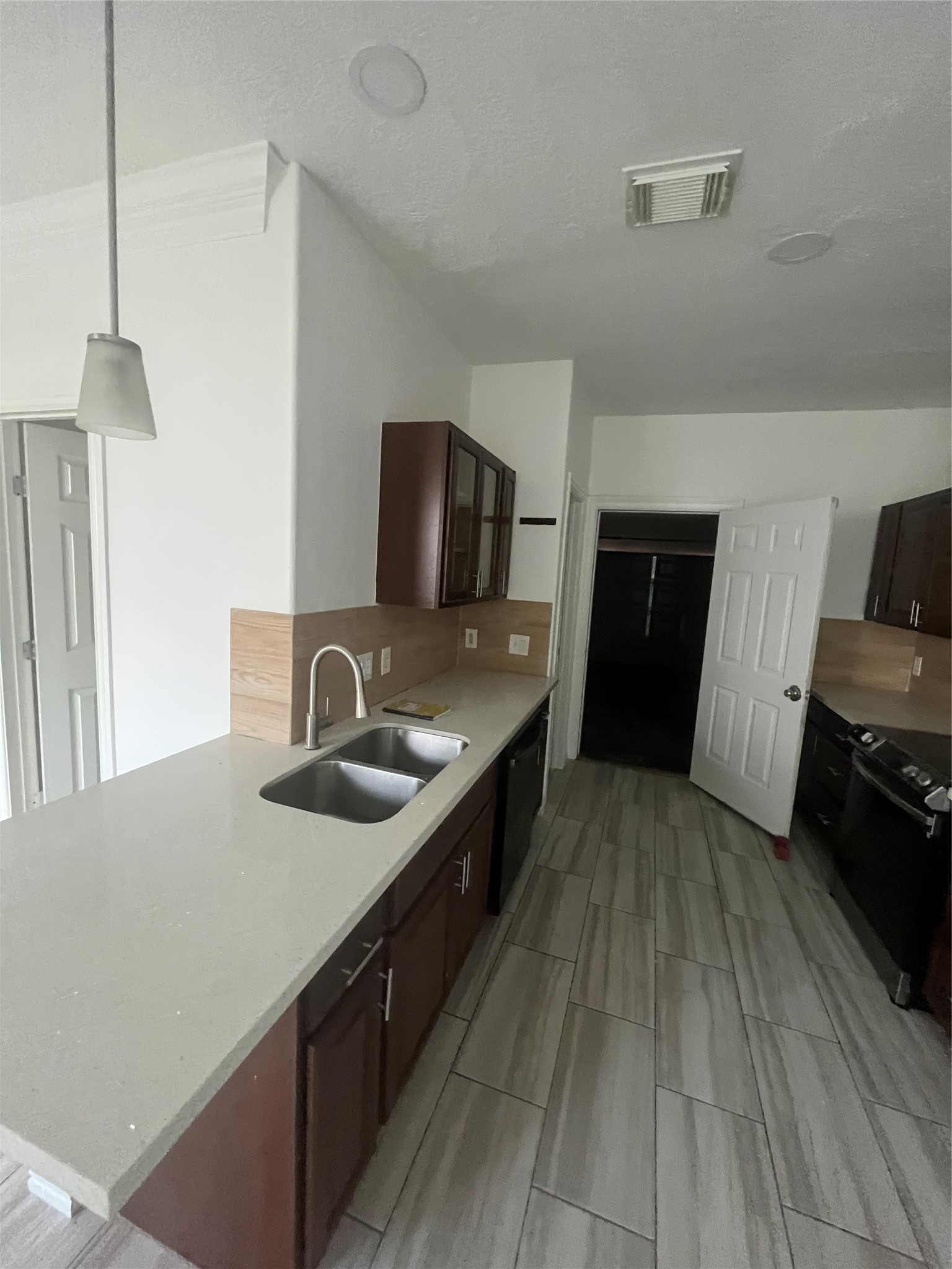 12607 Panther Villa Court, Houston, TX 77099