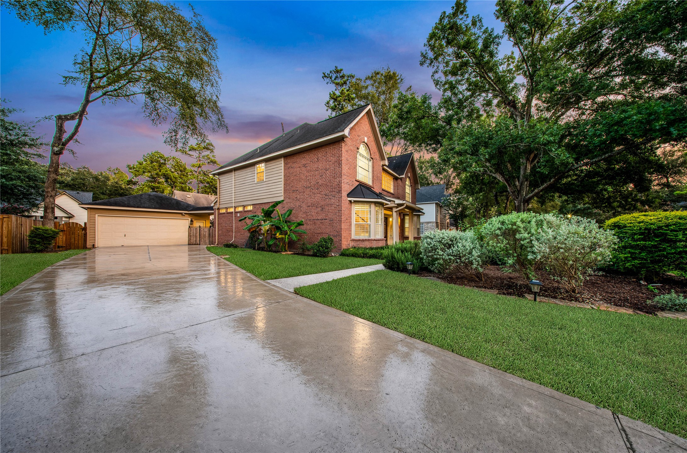 79 N Cochrans Green Circle, The Woodlands, TX 77381