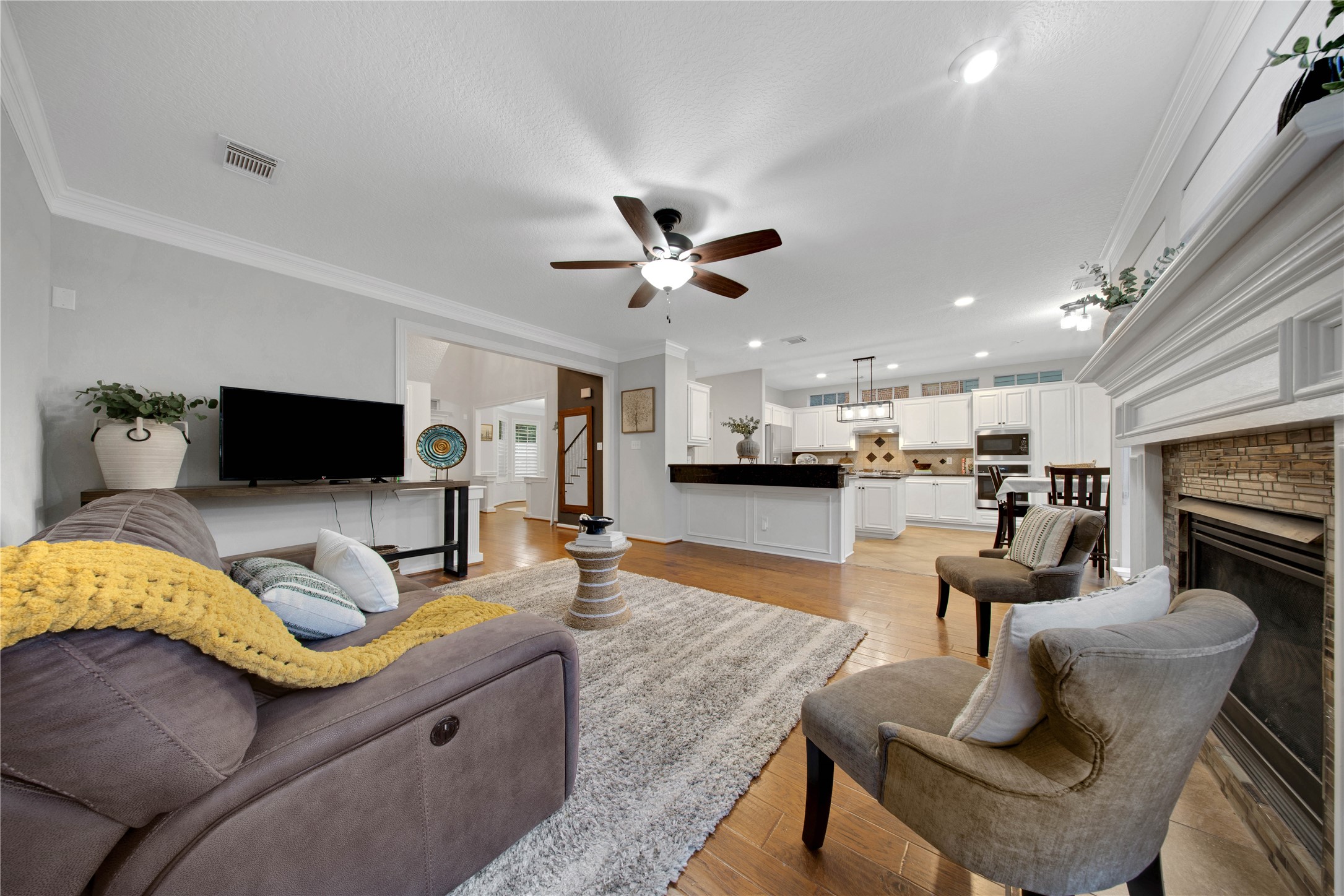 79 N Cochrans Green Circle, The Woodlands, TX 77381