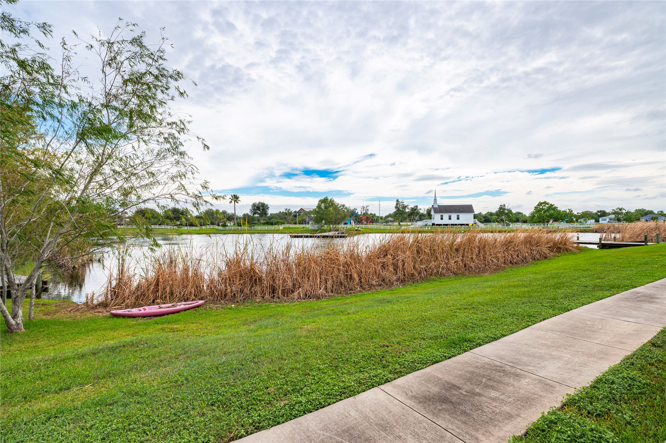 615 29th Street, San Leon, TX 77539