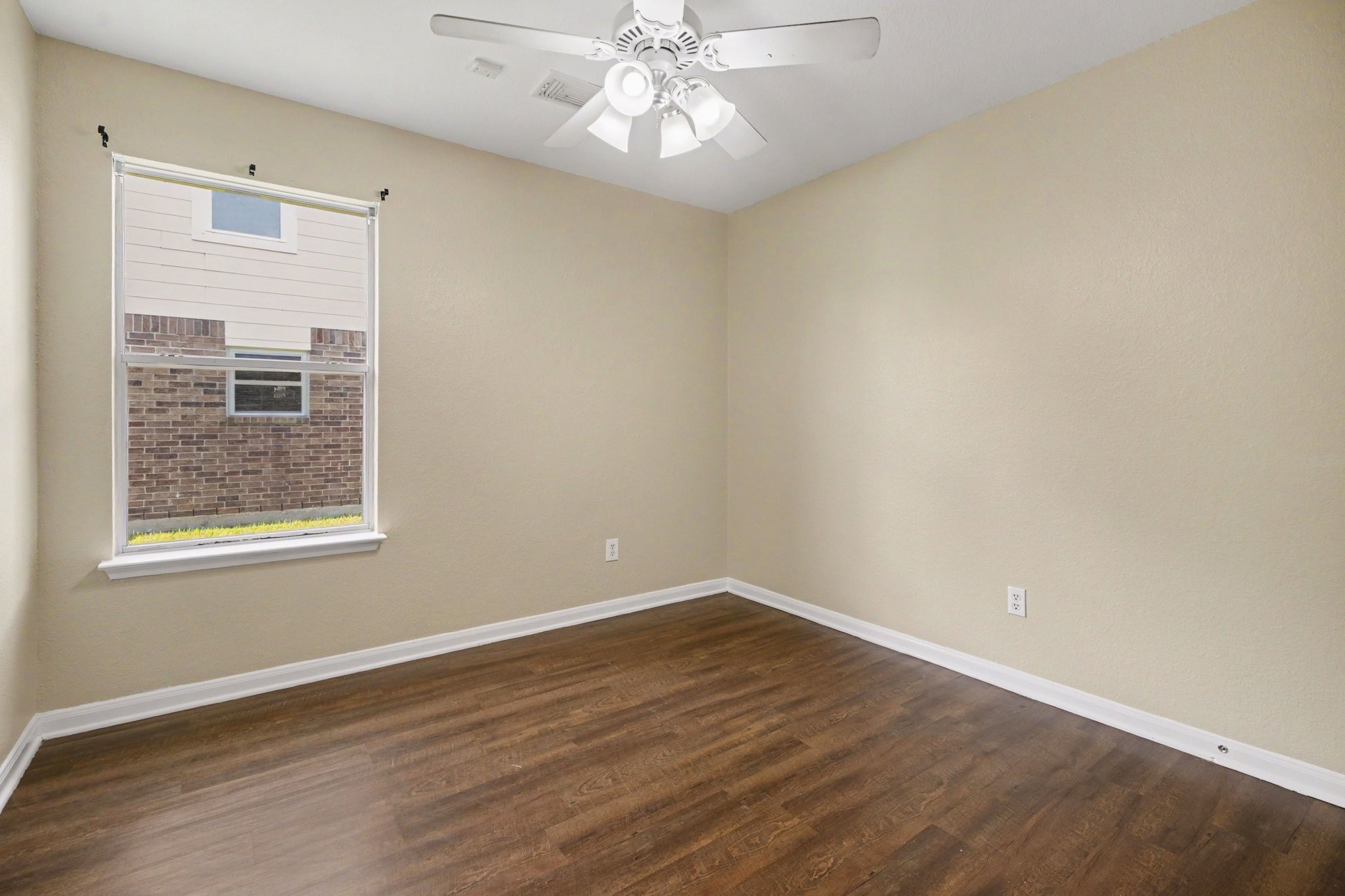Bedroom #4 (Office Possibility)