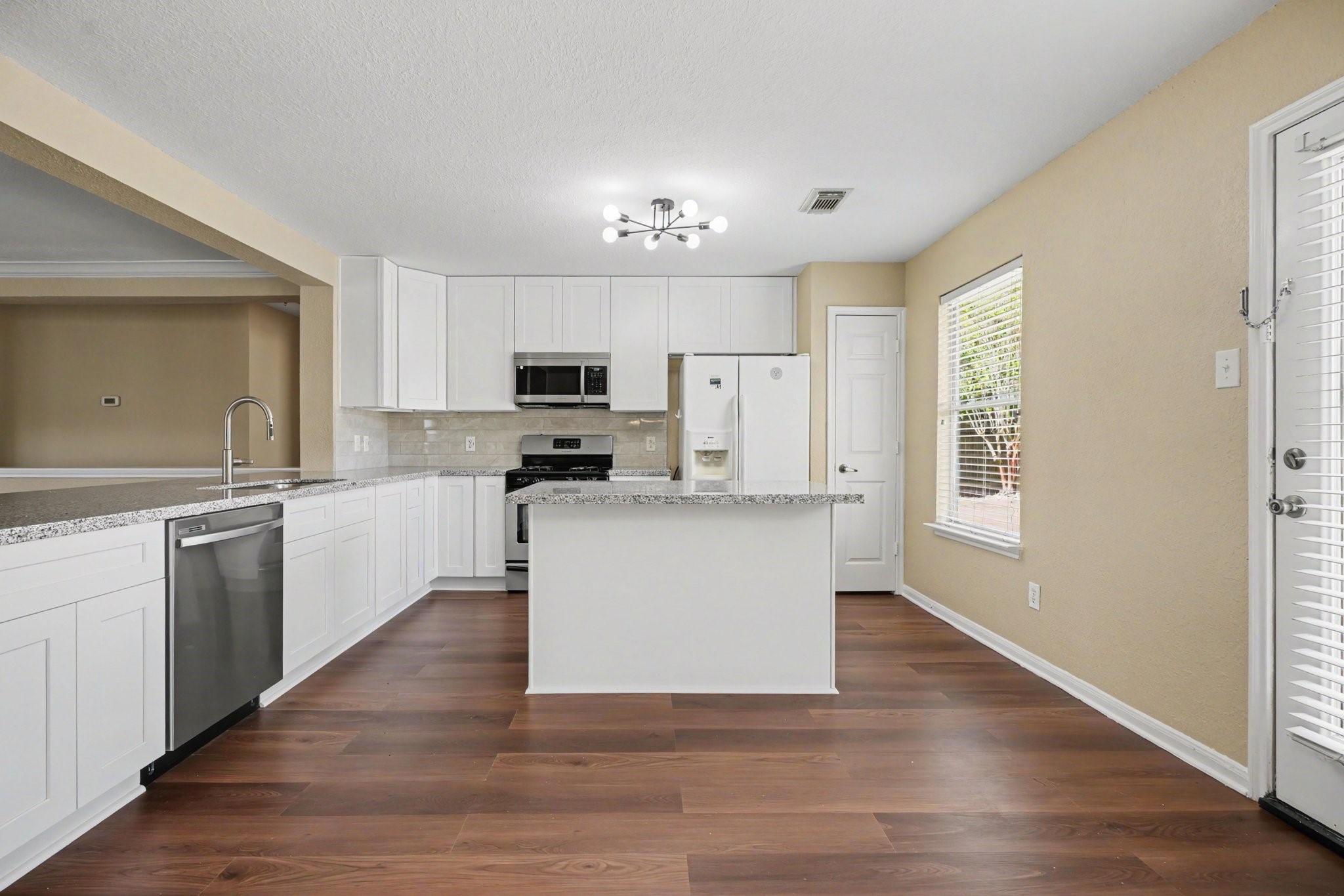 Brand new cabinets and kitchen island, countertops - All soft close - Brand New Dishwasher and Microwave