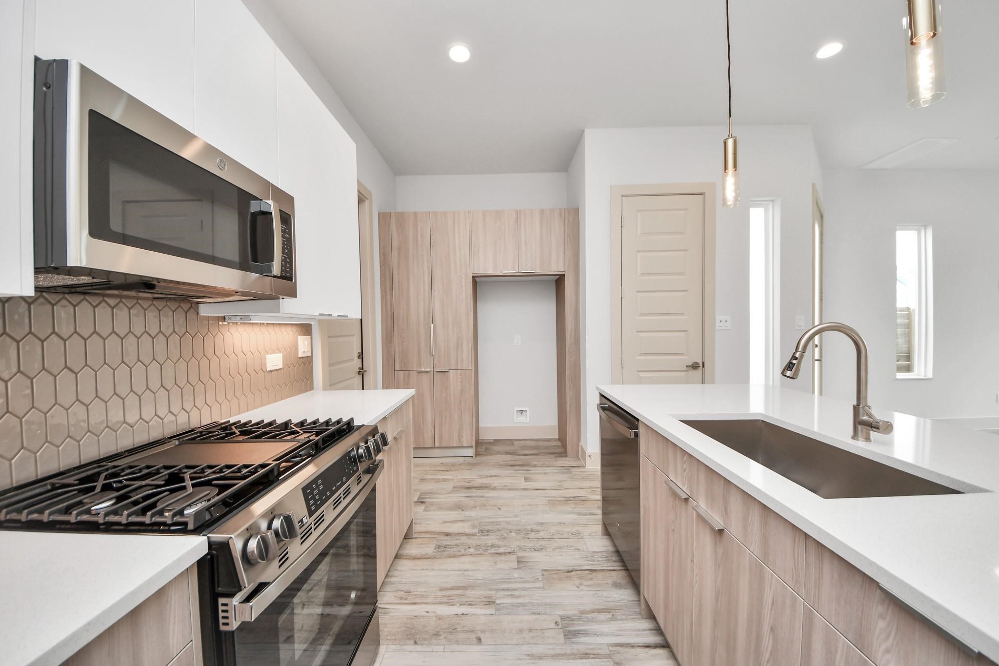 4012 Boho Lane, Houston, TX 77045