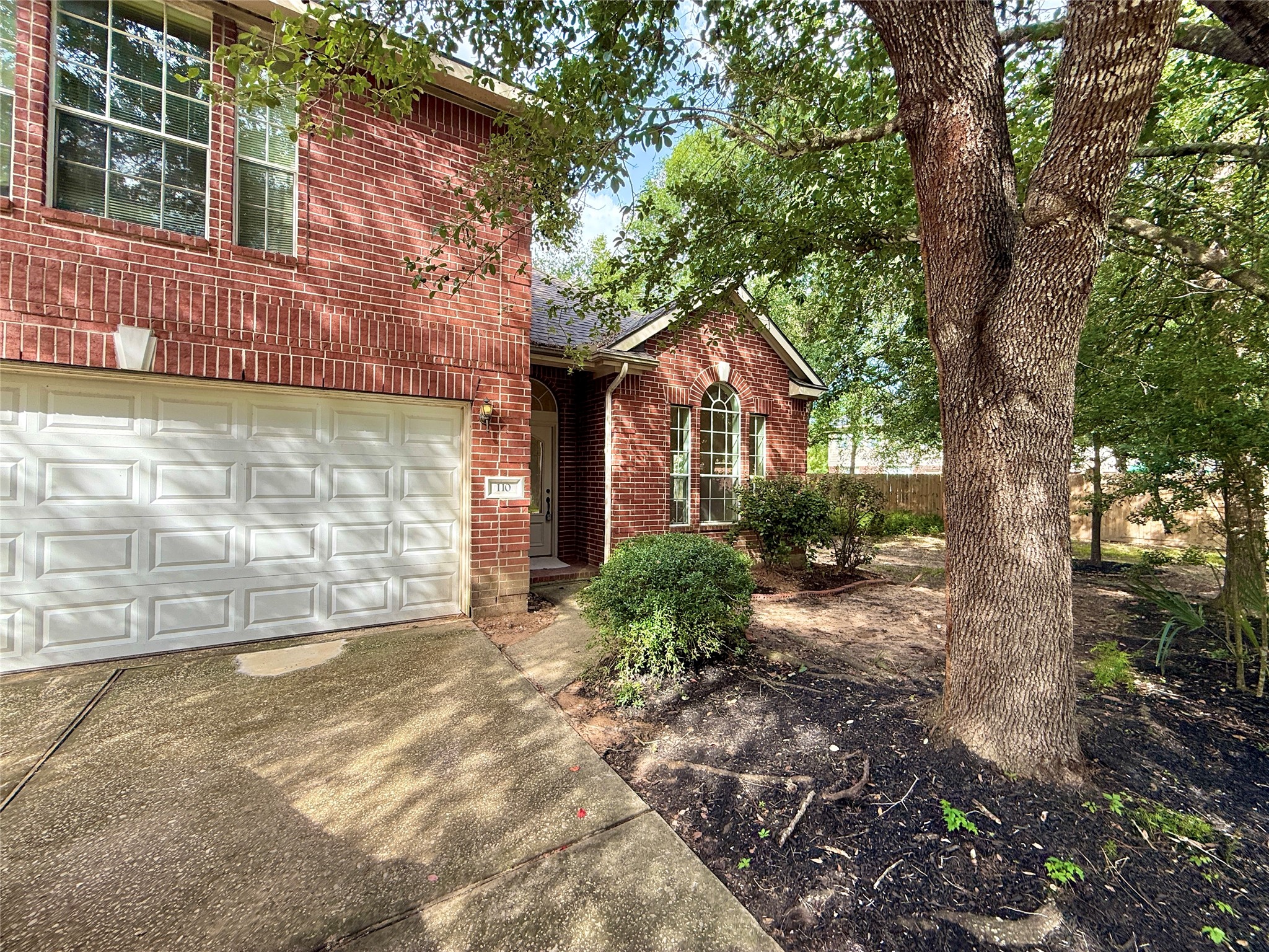 110 S Merryweather Circle, The Woodlands, TX 77384
