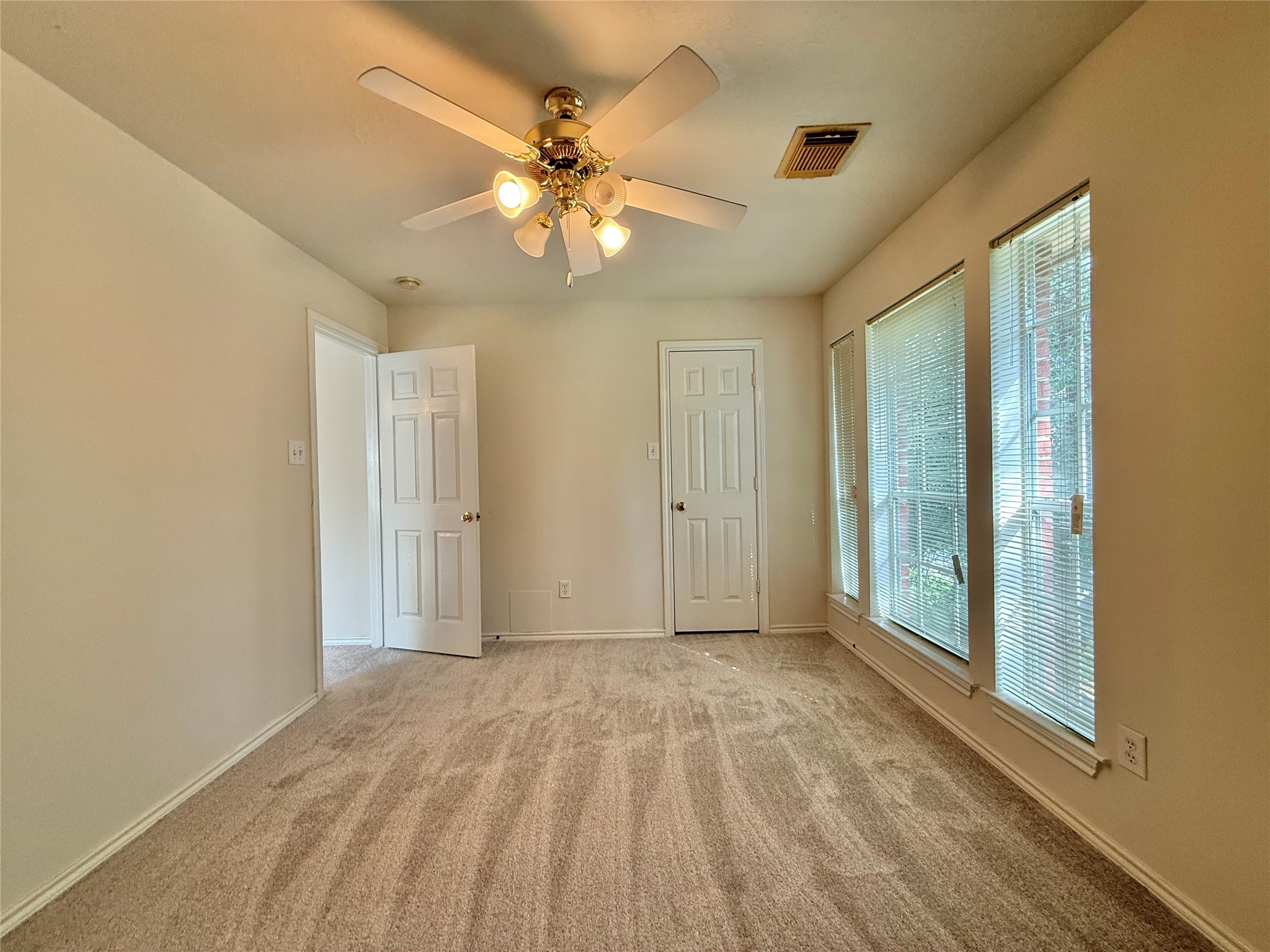 110 S Merryweather Circle, The Woodlands, TX 77384