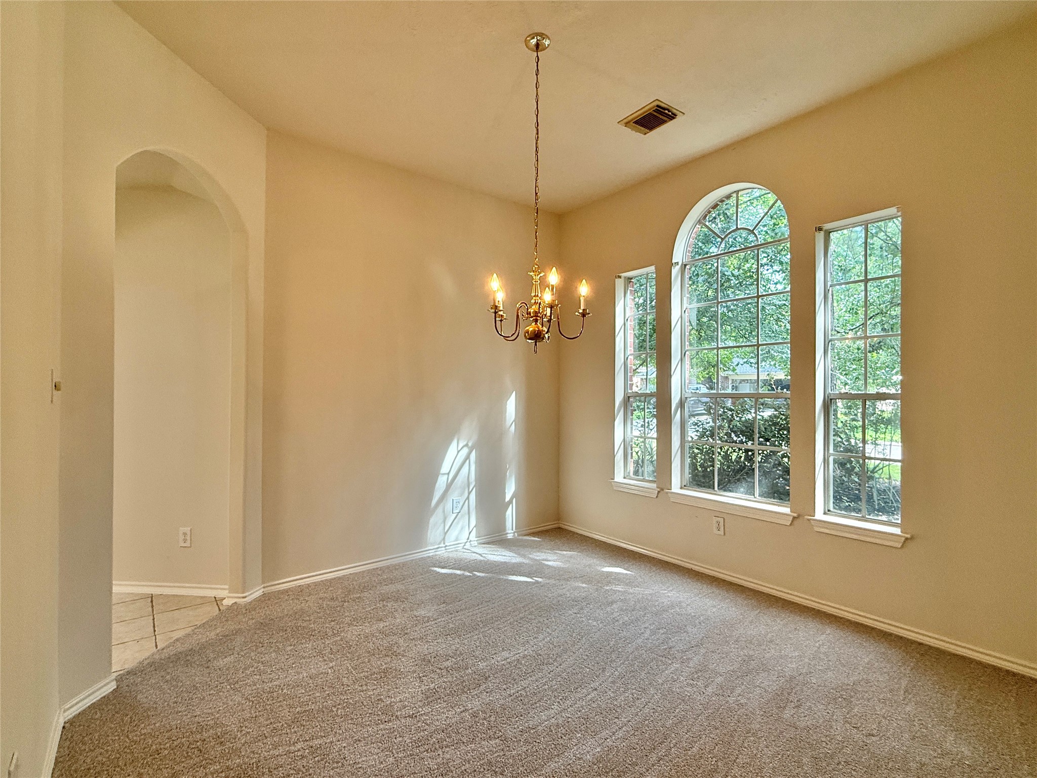 110 S Merryweather Circle, The Woodlands, TX 77384