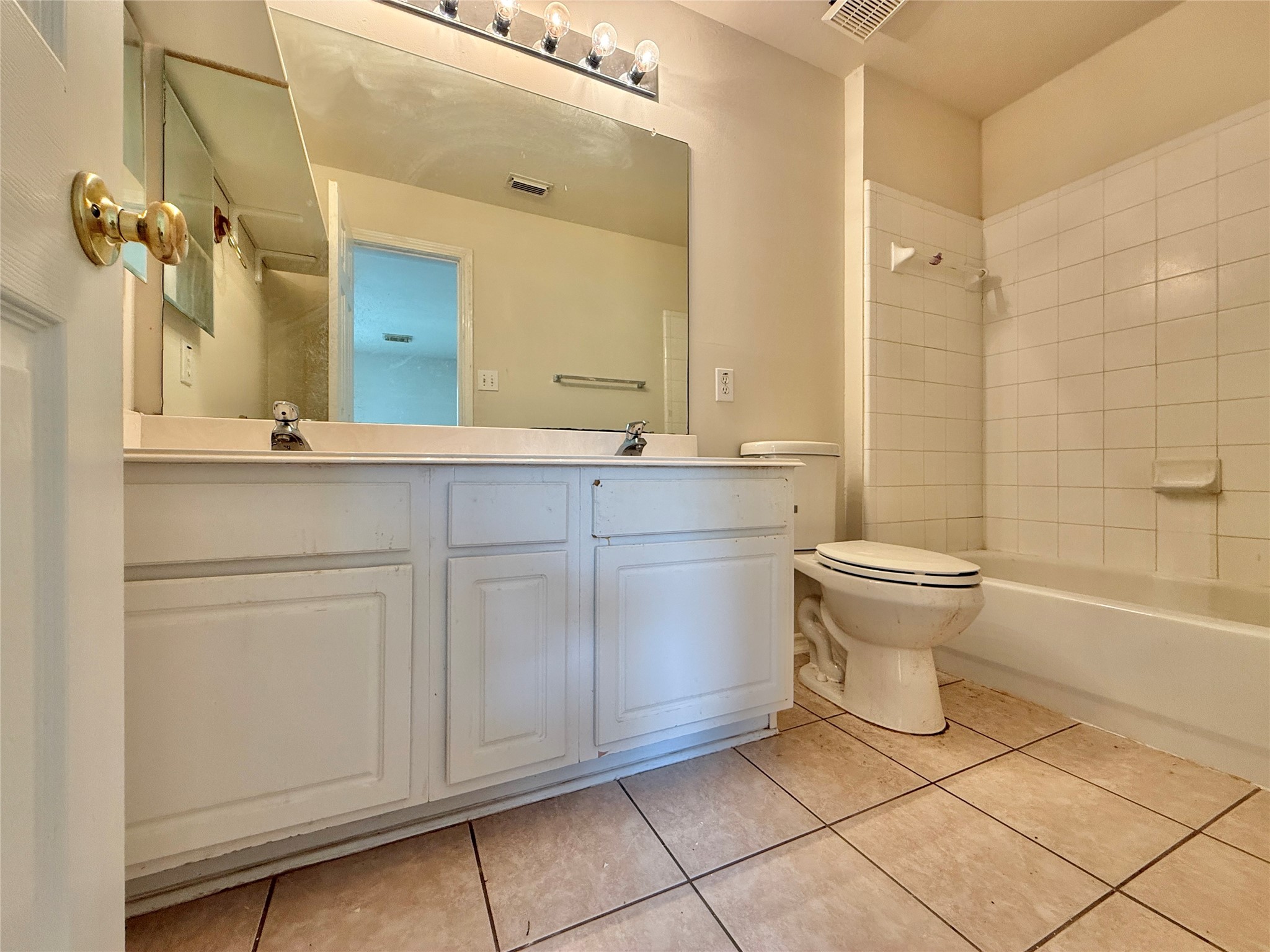 110 S Merryweather Circle, The Woodlands, TX 77384