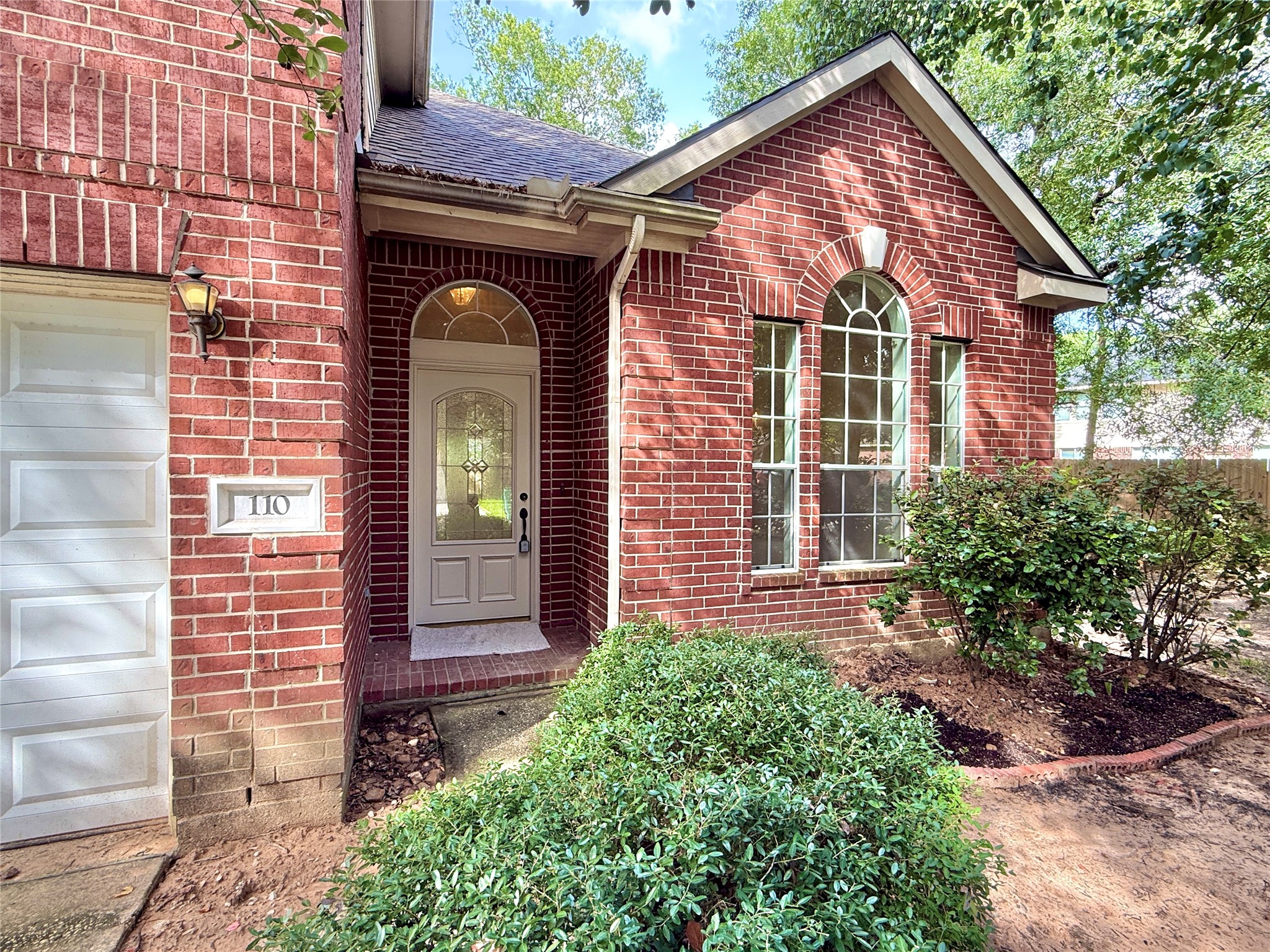 110 S Merryweather Circle, The Woodlands, TX 77384