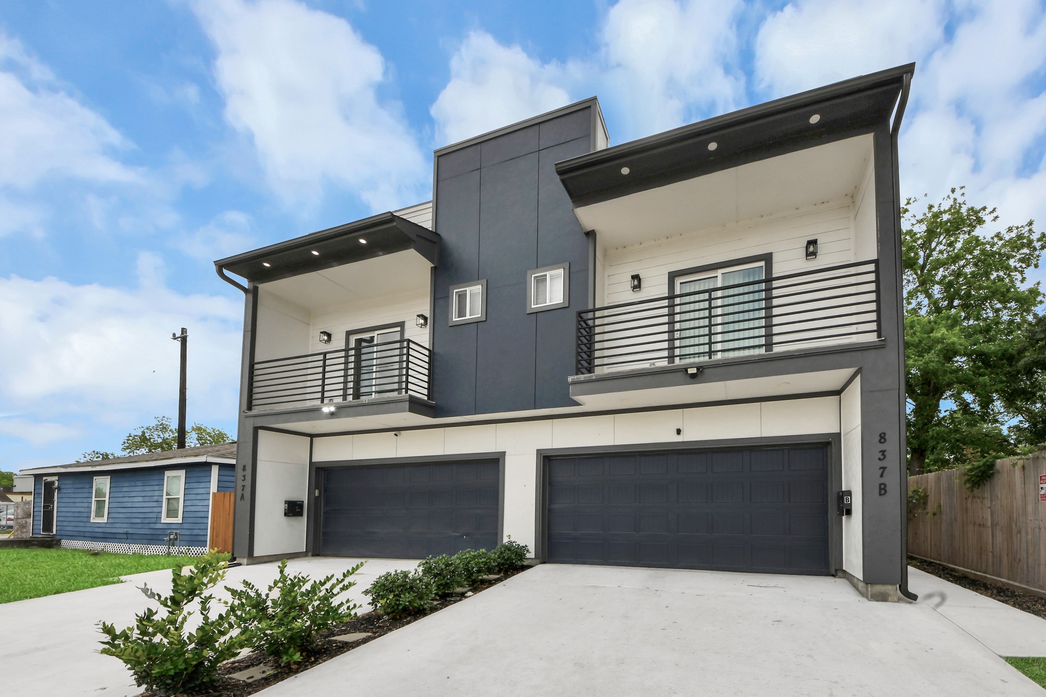 Modern 2023 Houston duplex for sale in 77091 offering two residences and flexible rental income potential.
