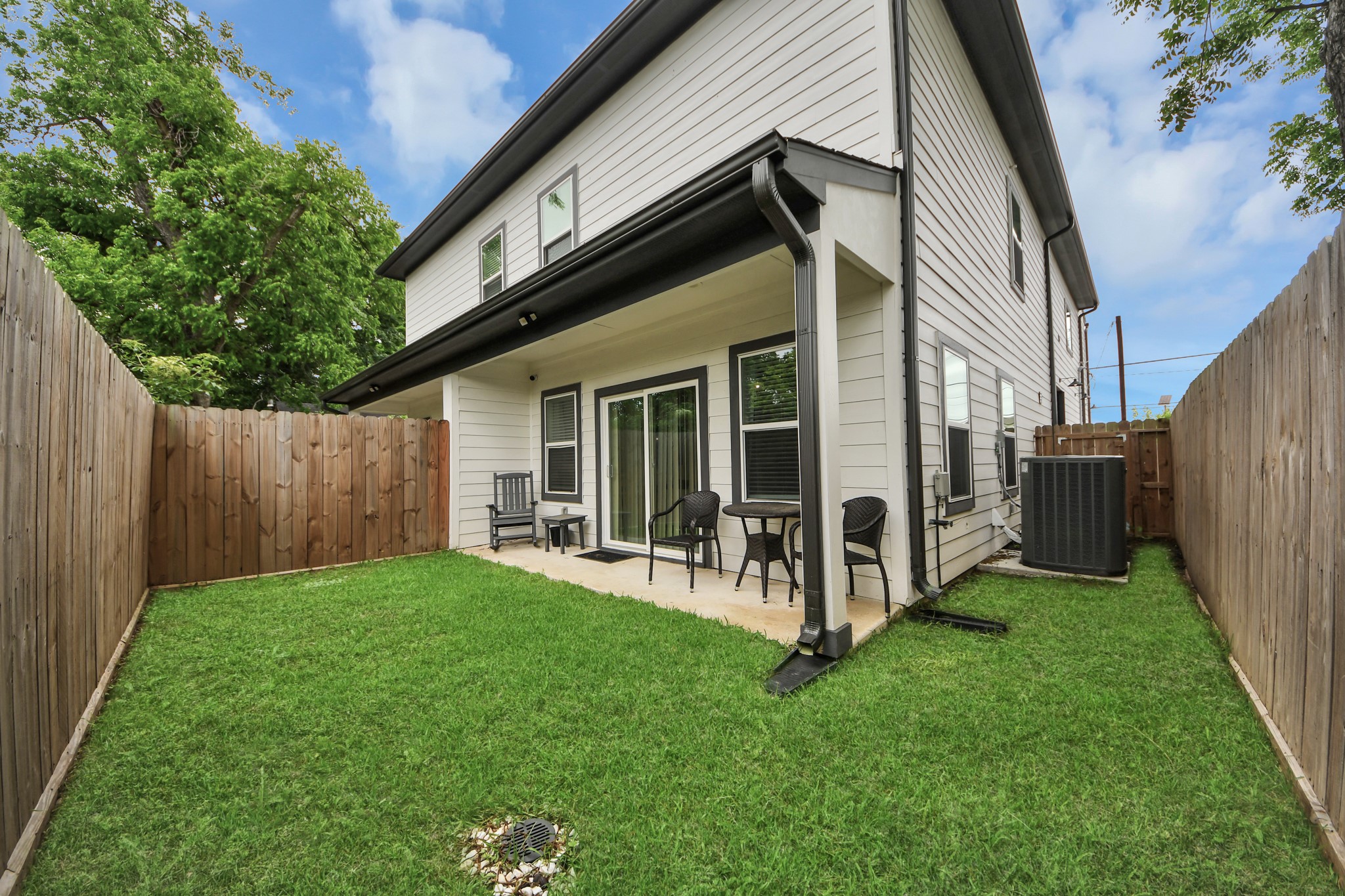 Two residences under one roof make this Houston duplex a compelling option for house hackers and real estate investors.