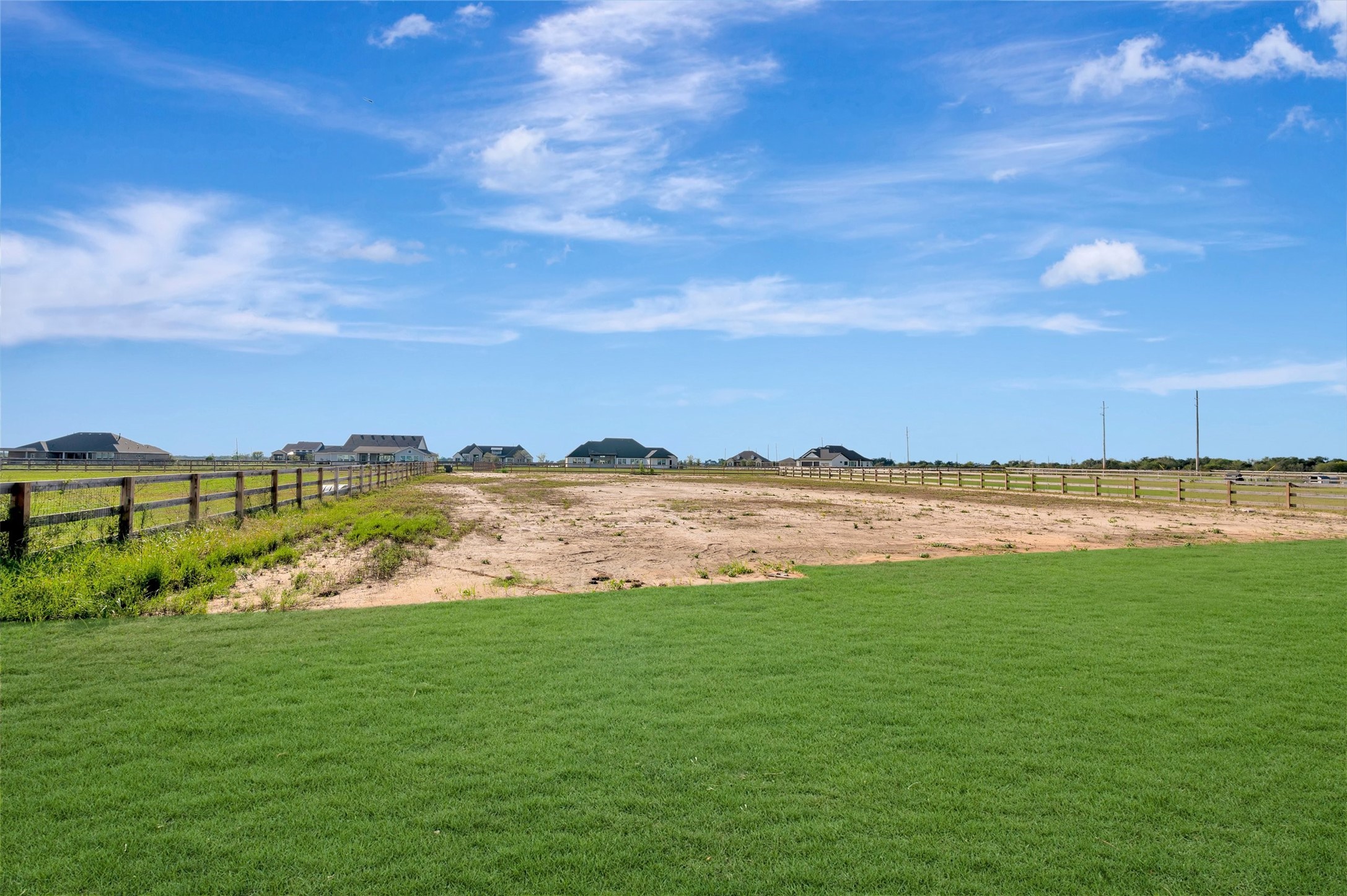 Spacious backyard with room for tons of possibilities!
