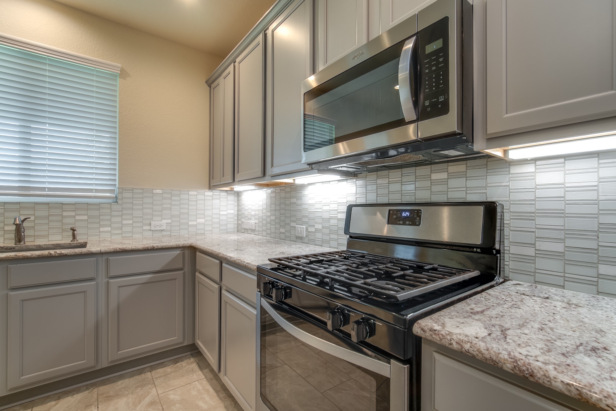 13018 Leisure Cove Drive, Texas City, TX 77568