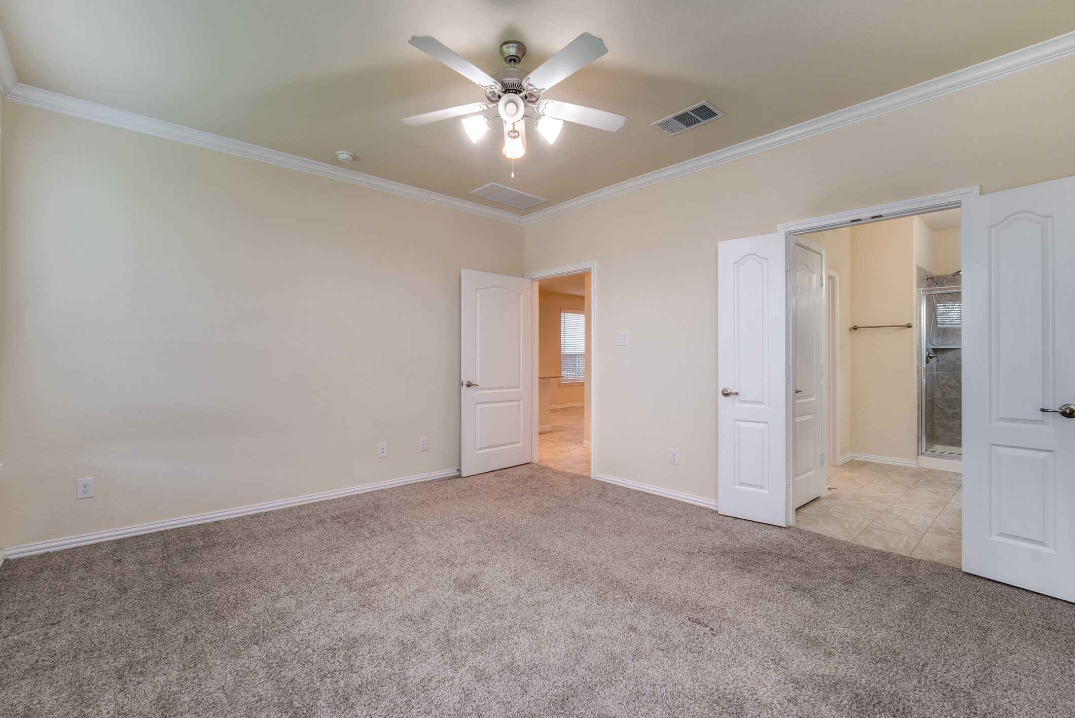 13018 Leisure Cove Drive, Texas City, TX 77568