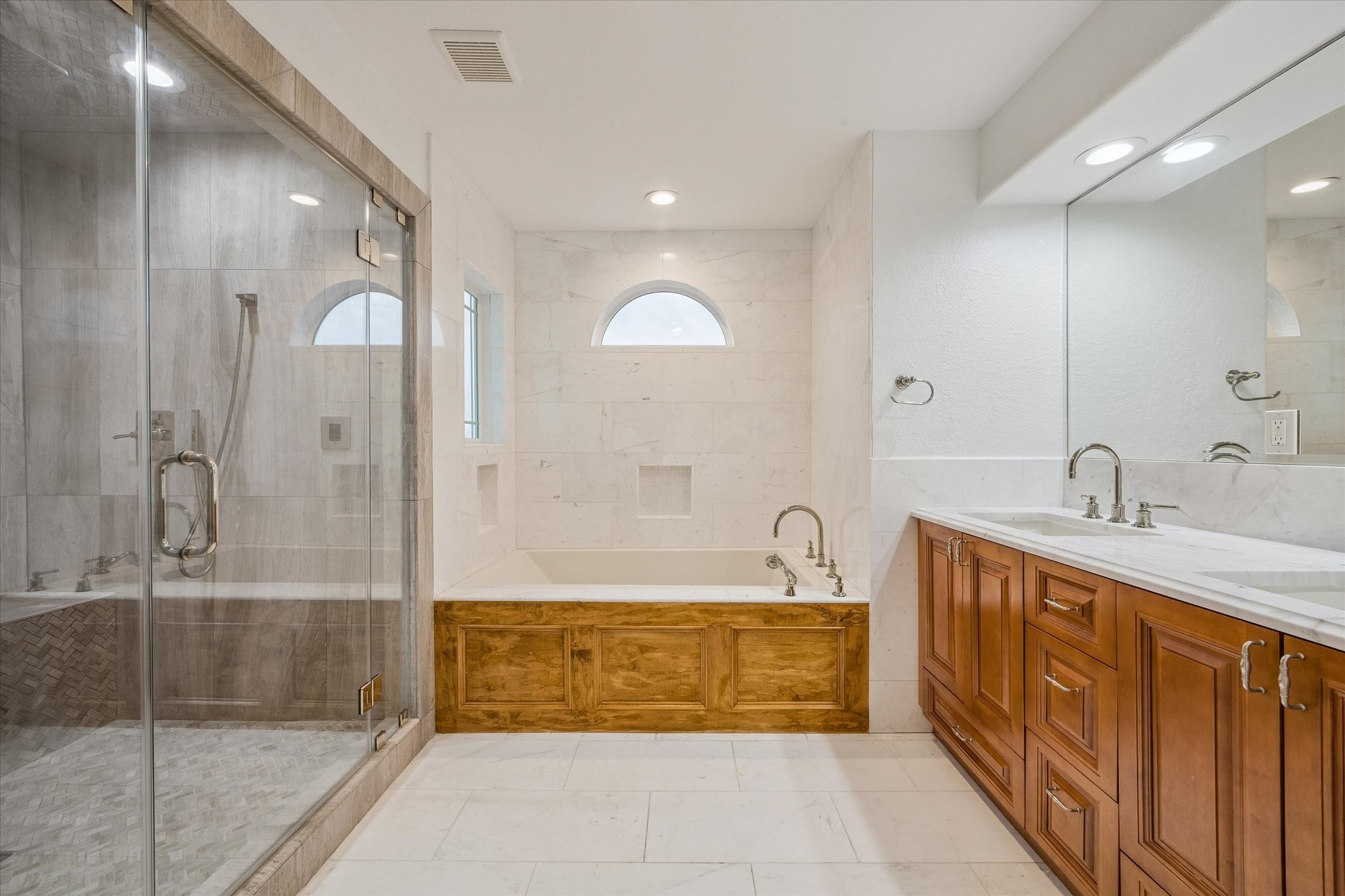 DOUBLE VANITY