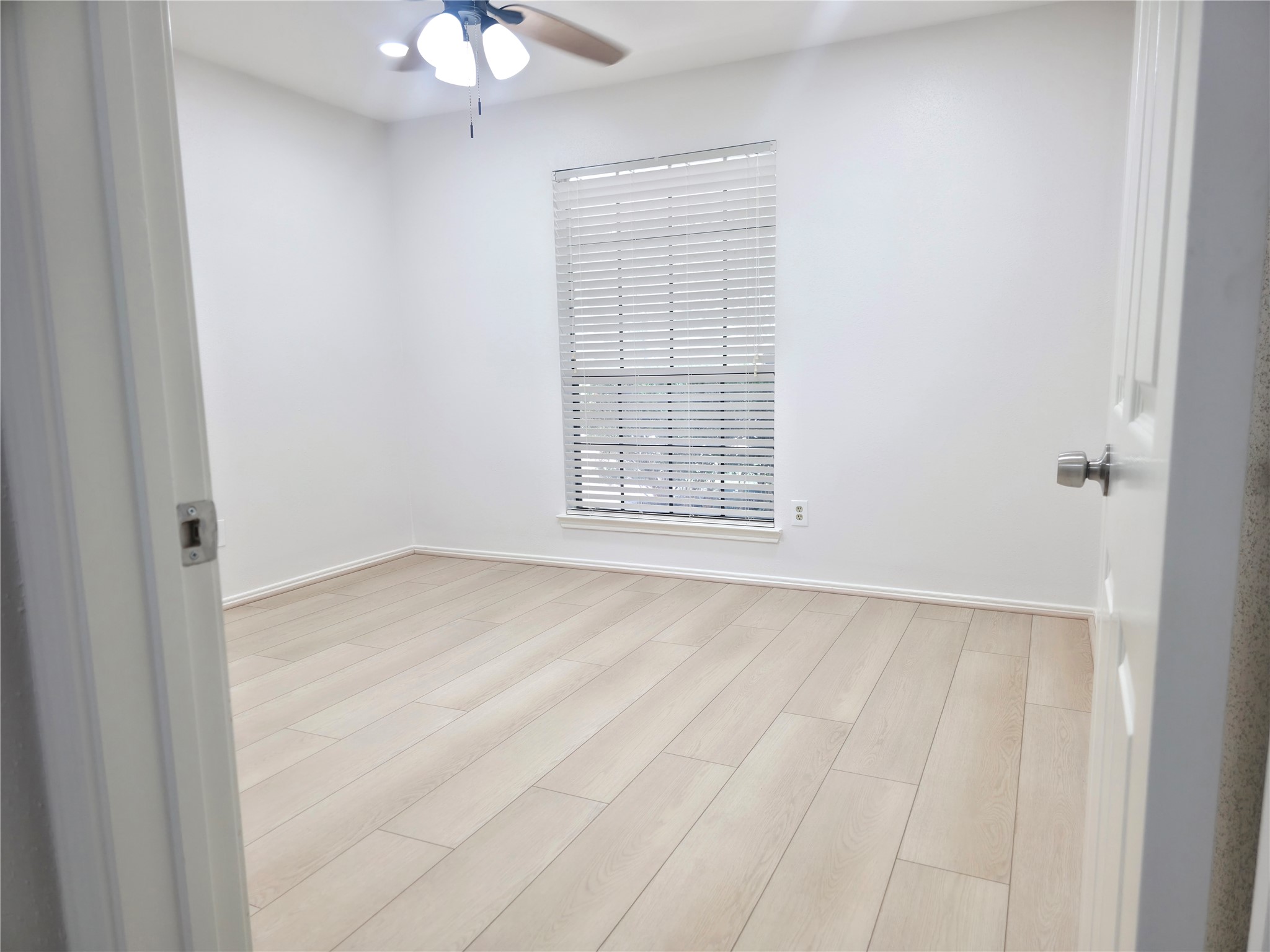 13406 Ravenwing Drive, Cypress, TX 77429