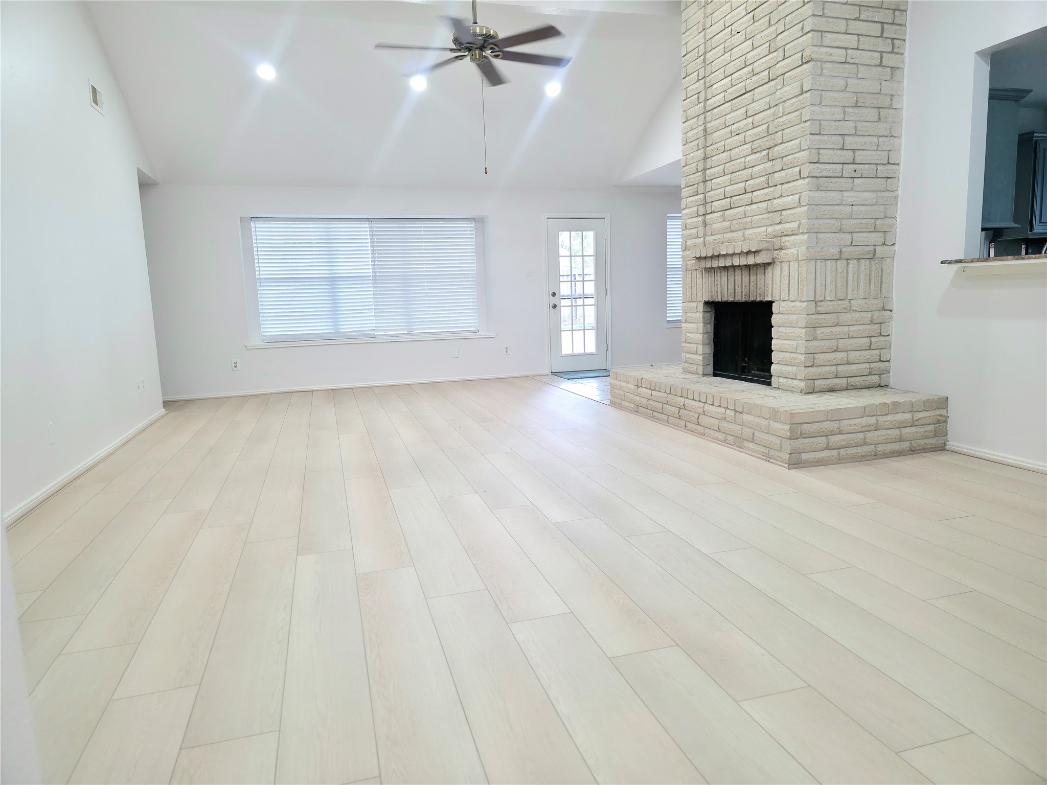 13406 Ravenwing Drive, Cypress, TX 77429
