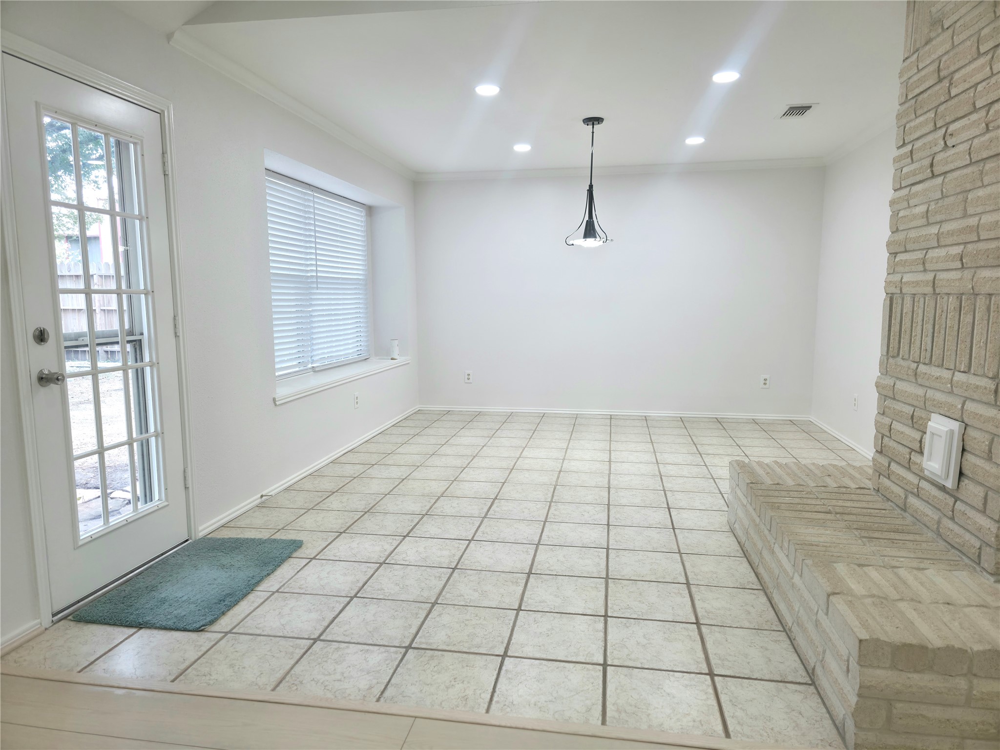 13406 Ravenwing Drive, Cypress, TX 77429